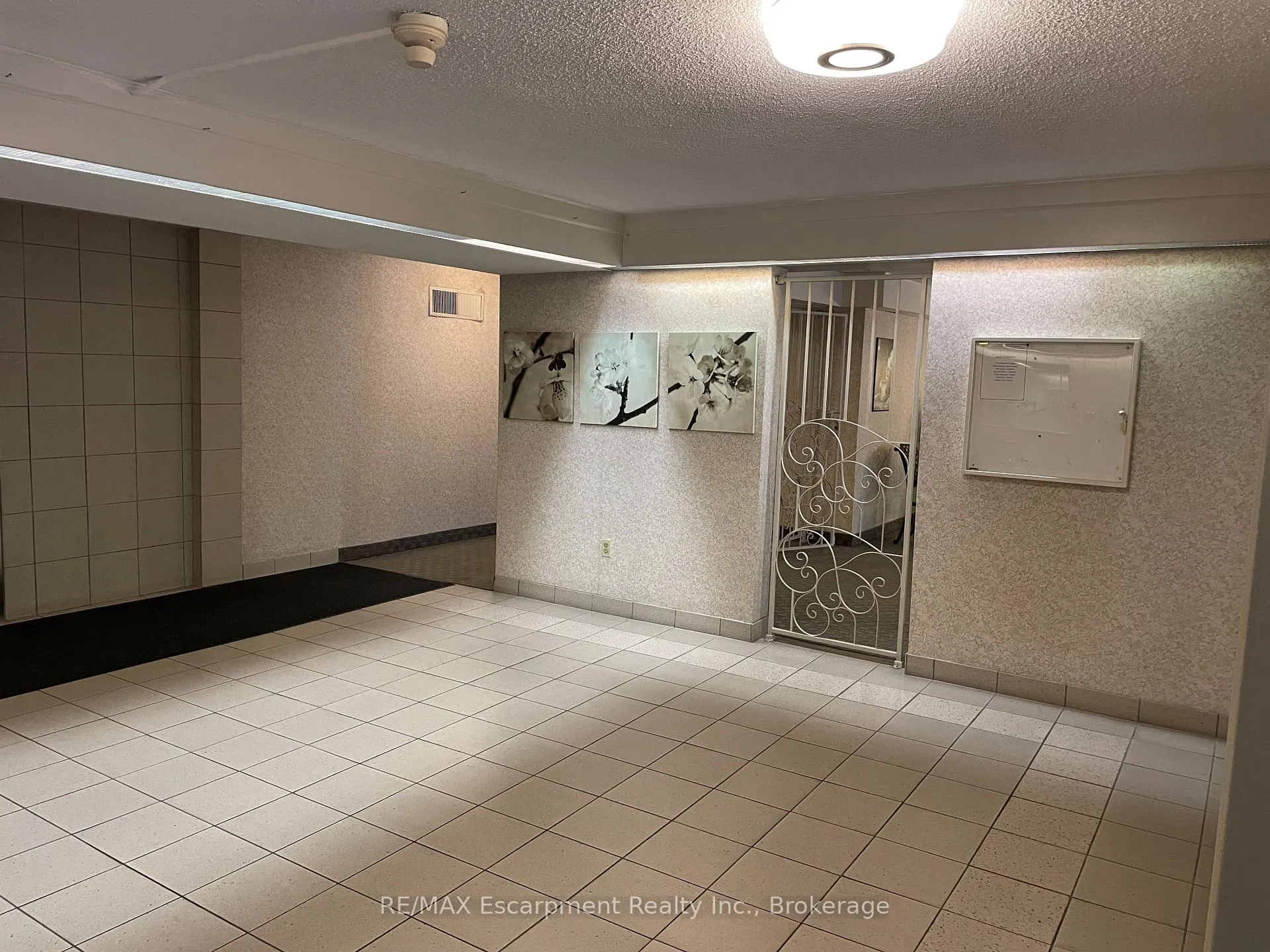 Photo 19 of Unit 103, 1964 Main Street W, Hamilton, Ainslie Wood — HOMEH