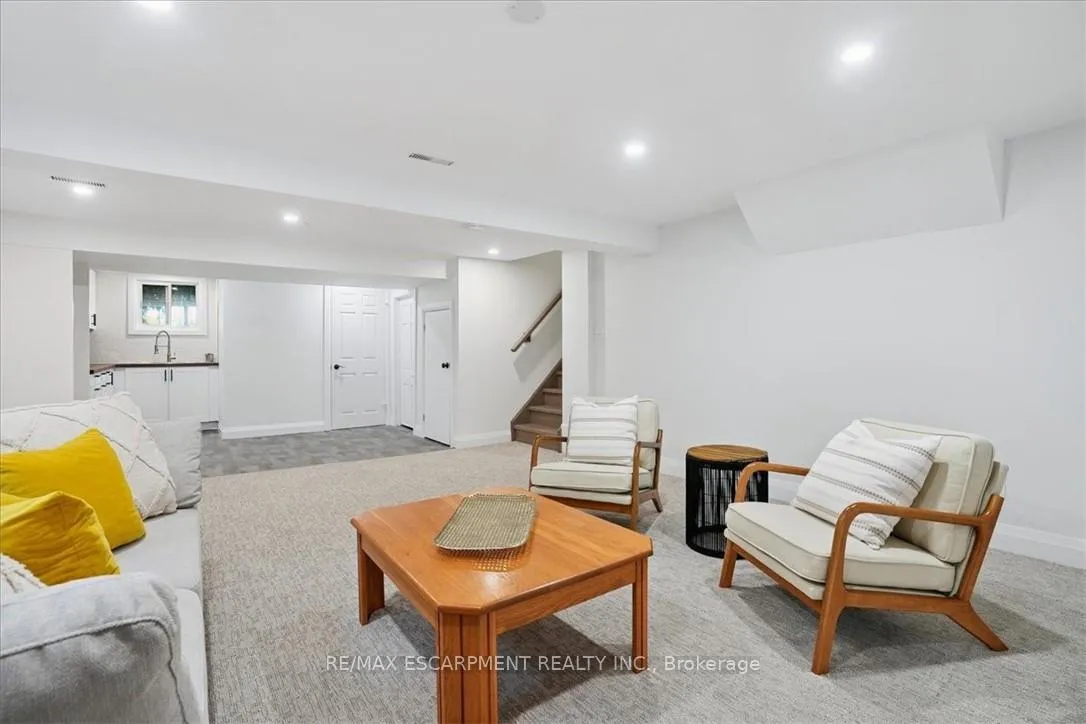 Photo 27 of 93 Westgate Park Drive, St. Catharines, Lakeshore — HOMEH