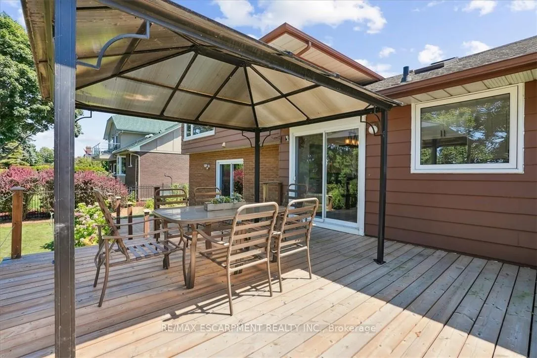 Photo 34 of 93 Westgate Park Drive, St. Catharines, Lakeshore — HOMEH