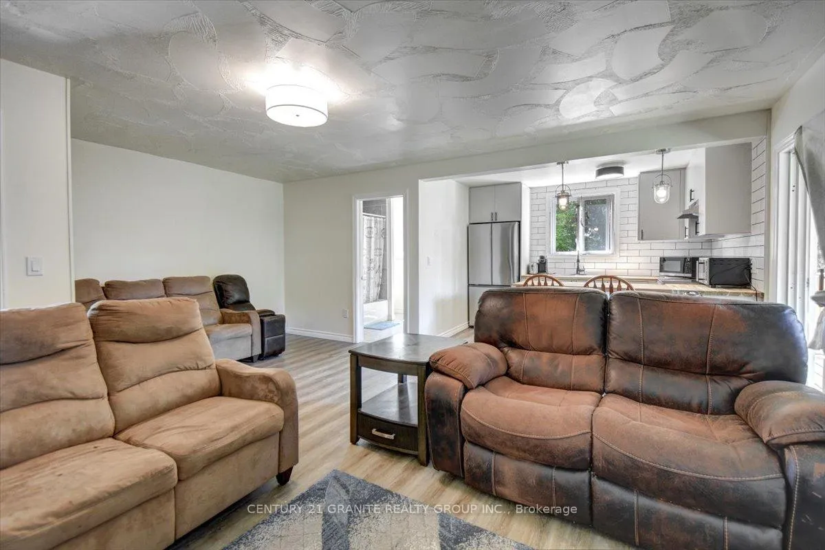 Photo 9 of Unit 4, 2289 Loop Road, Highlands East, Monmouth — HOMEH
