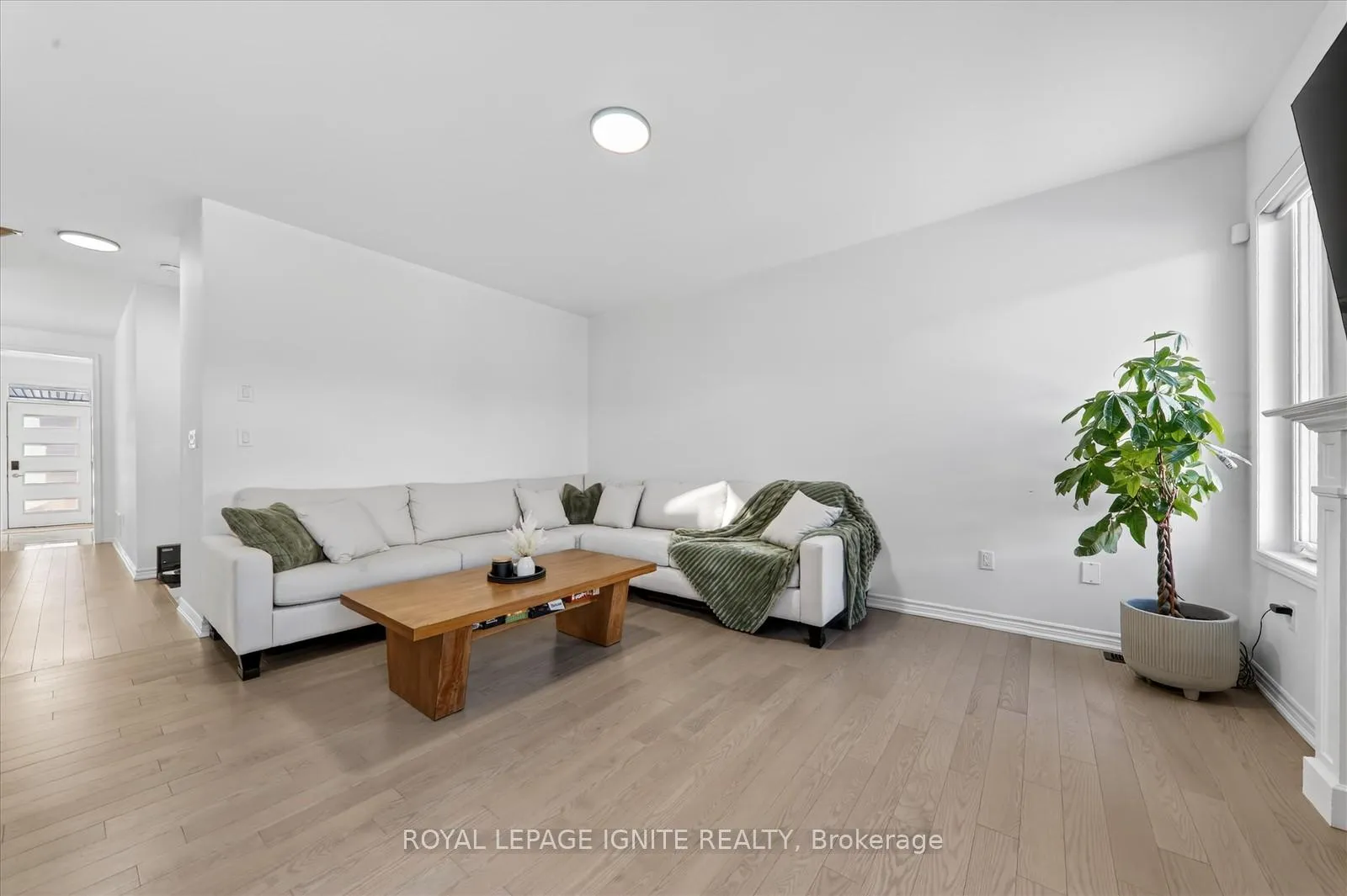 Photo 11 of 3114 Mulberry Lane, Pickering, Rural Pickering — HOMEH