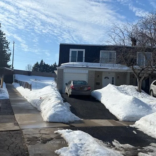 Front of 96 Shadeland Crescent