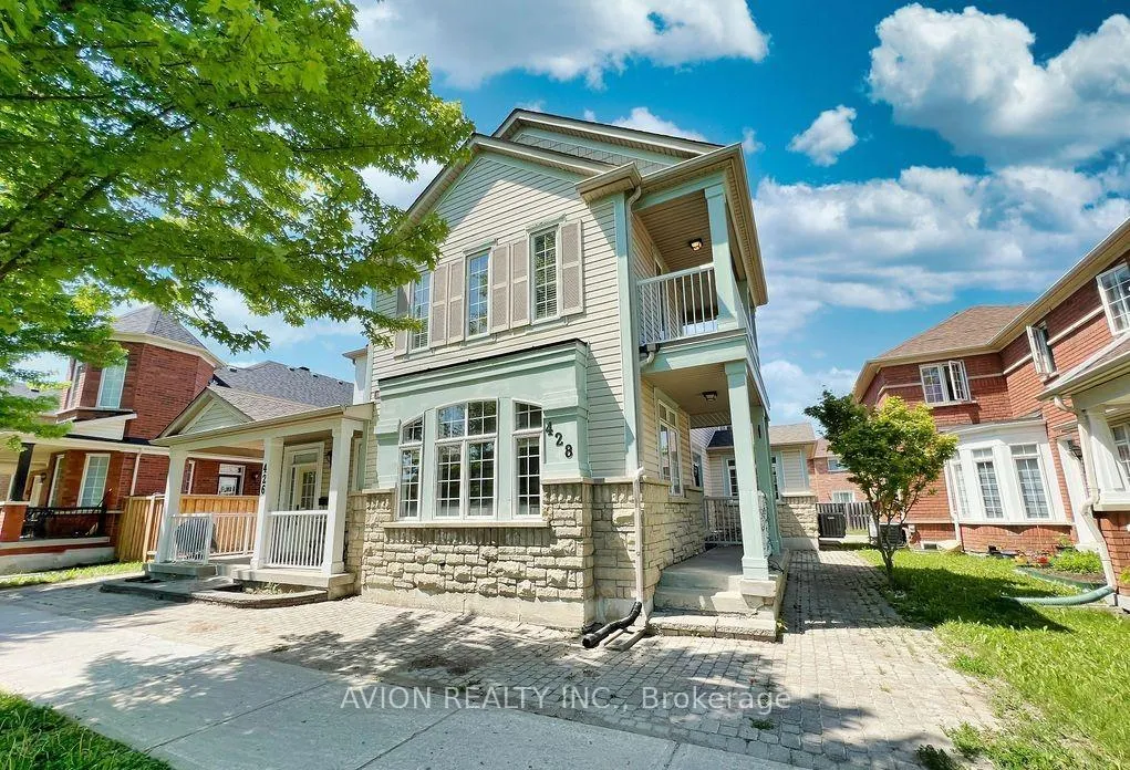 Front of Main Floor, 428 Bur Oak Avenue