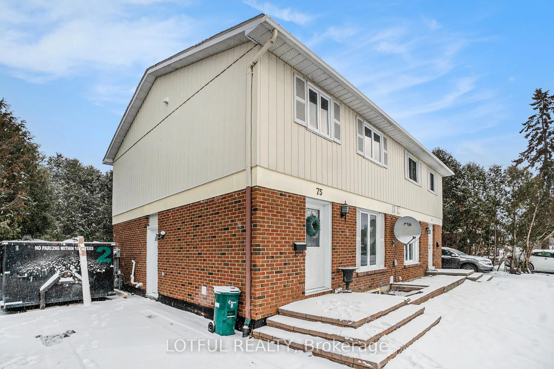 Photo 2 of Unit B, 75 Dalehurst Drive, Ottawa, Tanglewood — HOMEH