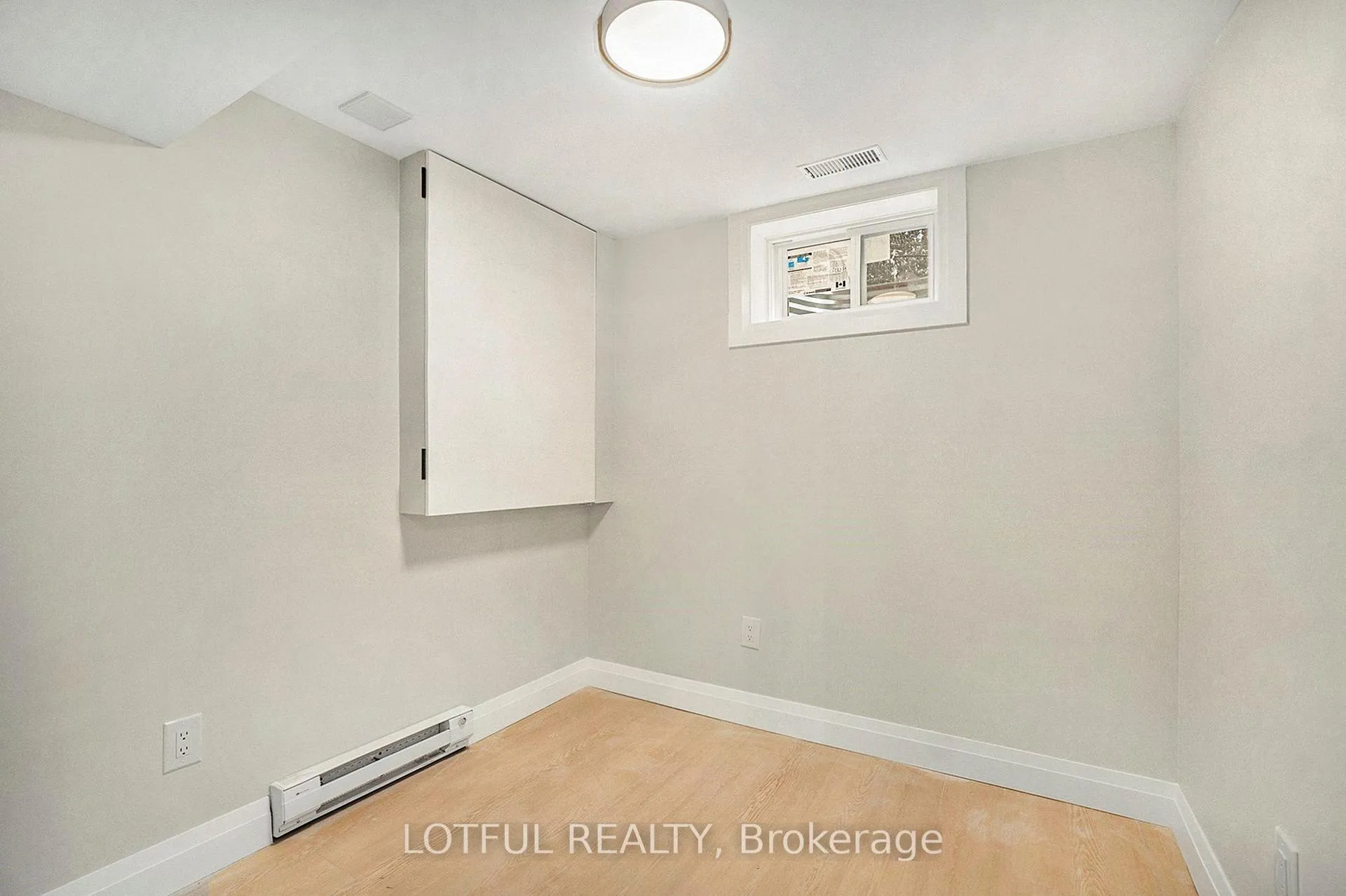 Photo 16 of Unit B, 75 Dalehurst Drive, Ottawa, Tanglewood — HOMEH