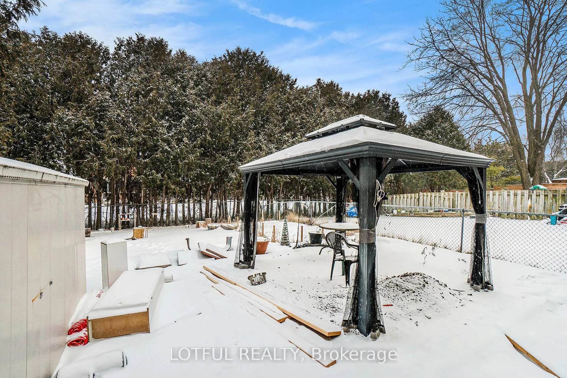 Photo 18 of Unit B, 75 Dalehurst Drive, Ottawa, Tanglewood — HOMEH