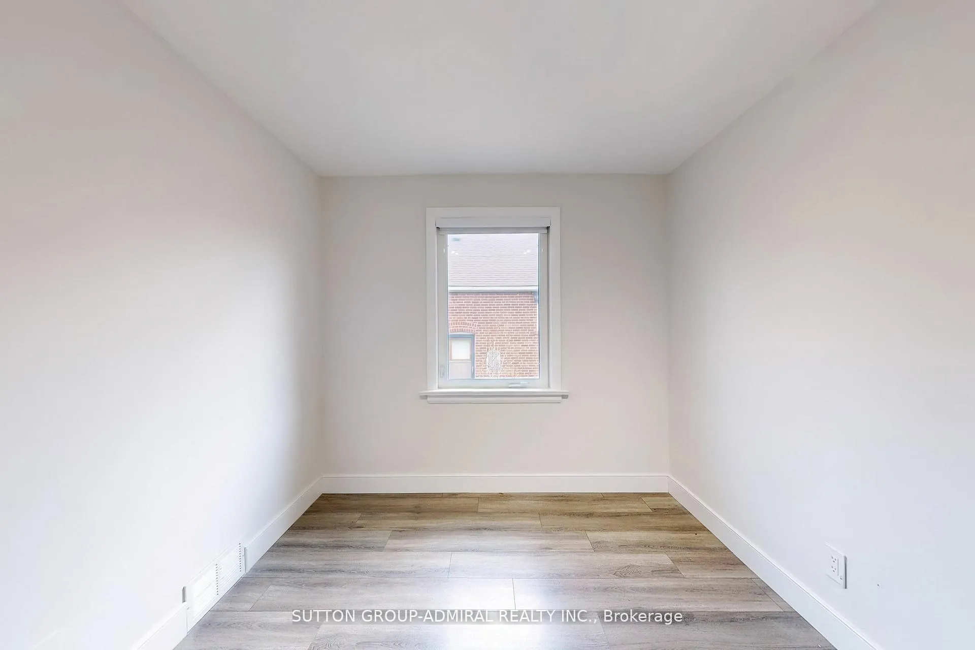 Photo 20 of 76 Ridgevale Drive, Toronto, Englemount-Lawrence — HOMEH