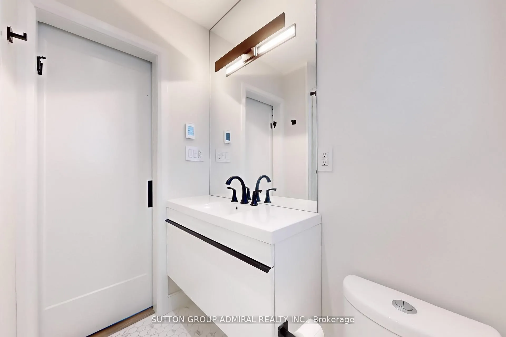 Photo 27 of 76 Ridgevale Drive, Toronto, Englemount-Lawrence — HOMEH