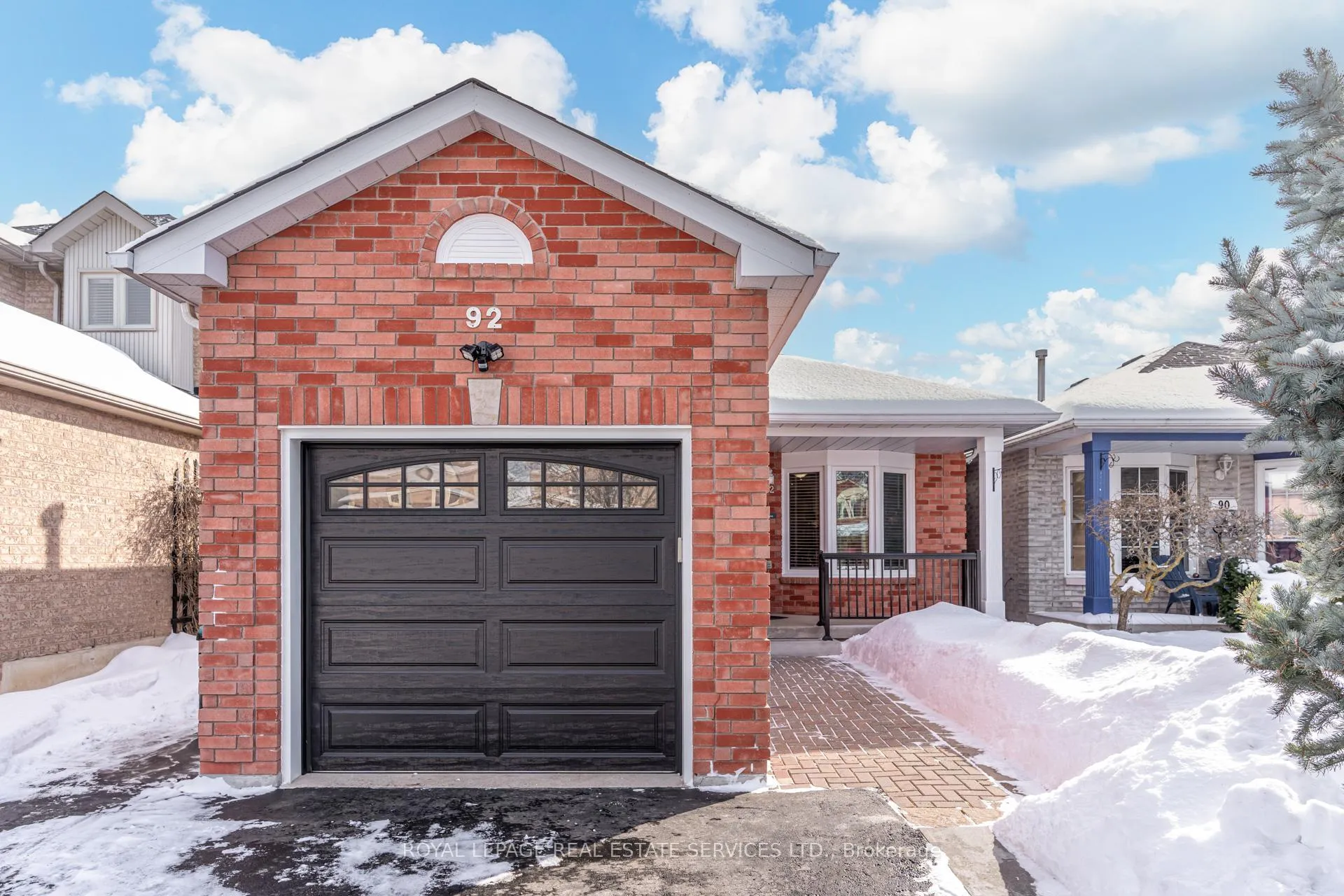Photo 1 of 92 Gray Avenue, New Tecumseth, Alliston — HOMEH
