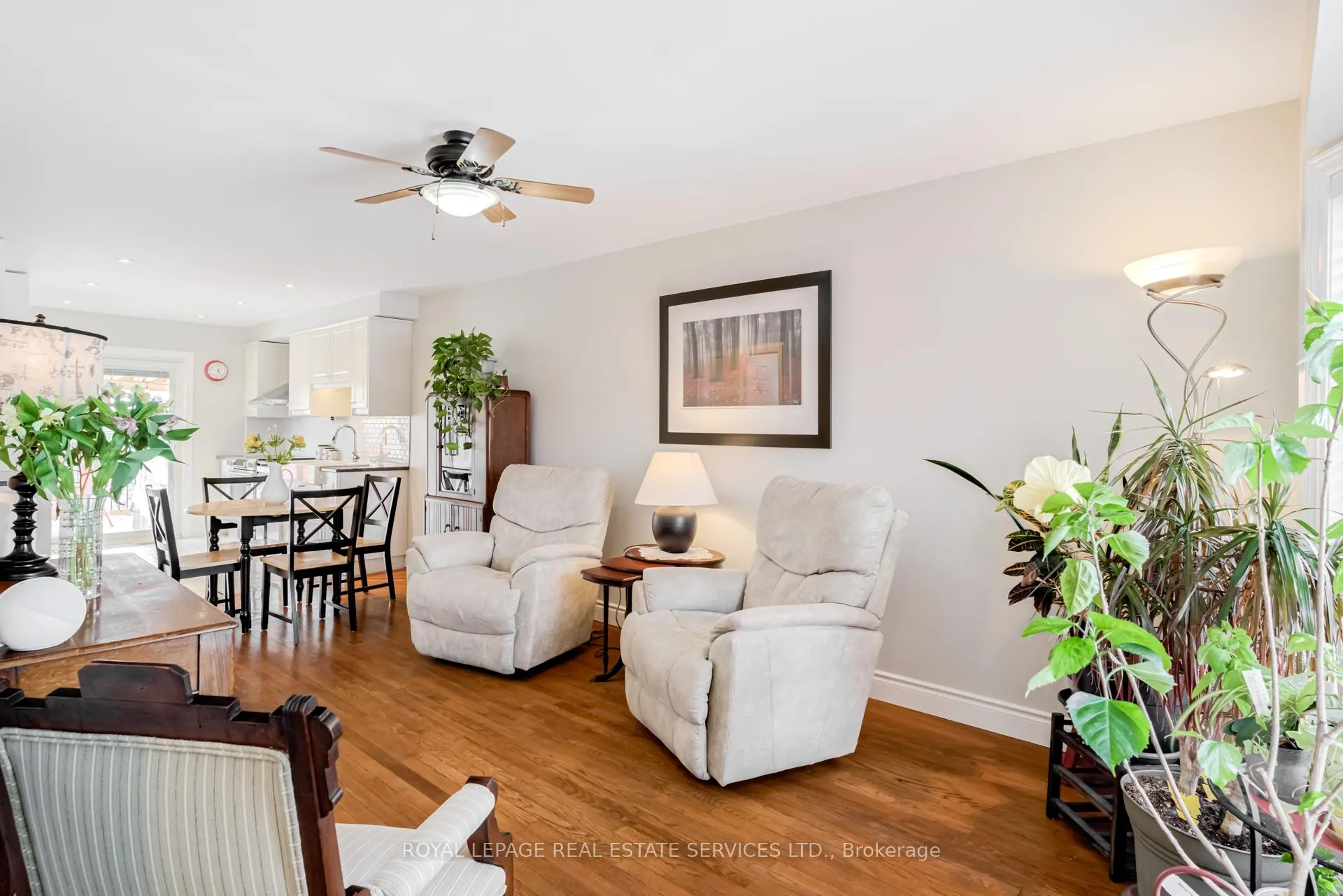 Photo 5 of 92 Gray Avenue, New Tecumseth, Alliston — HOMEH