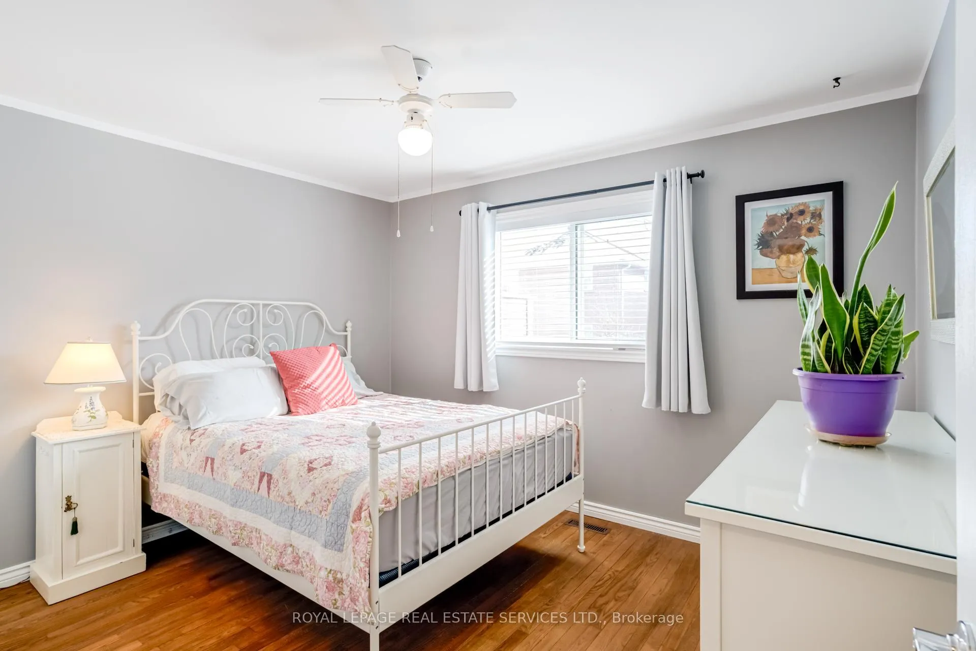 Photo 19 of 92 Gray Avenue, New Tecumseth, Alliston — HOMEH