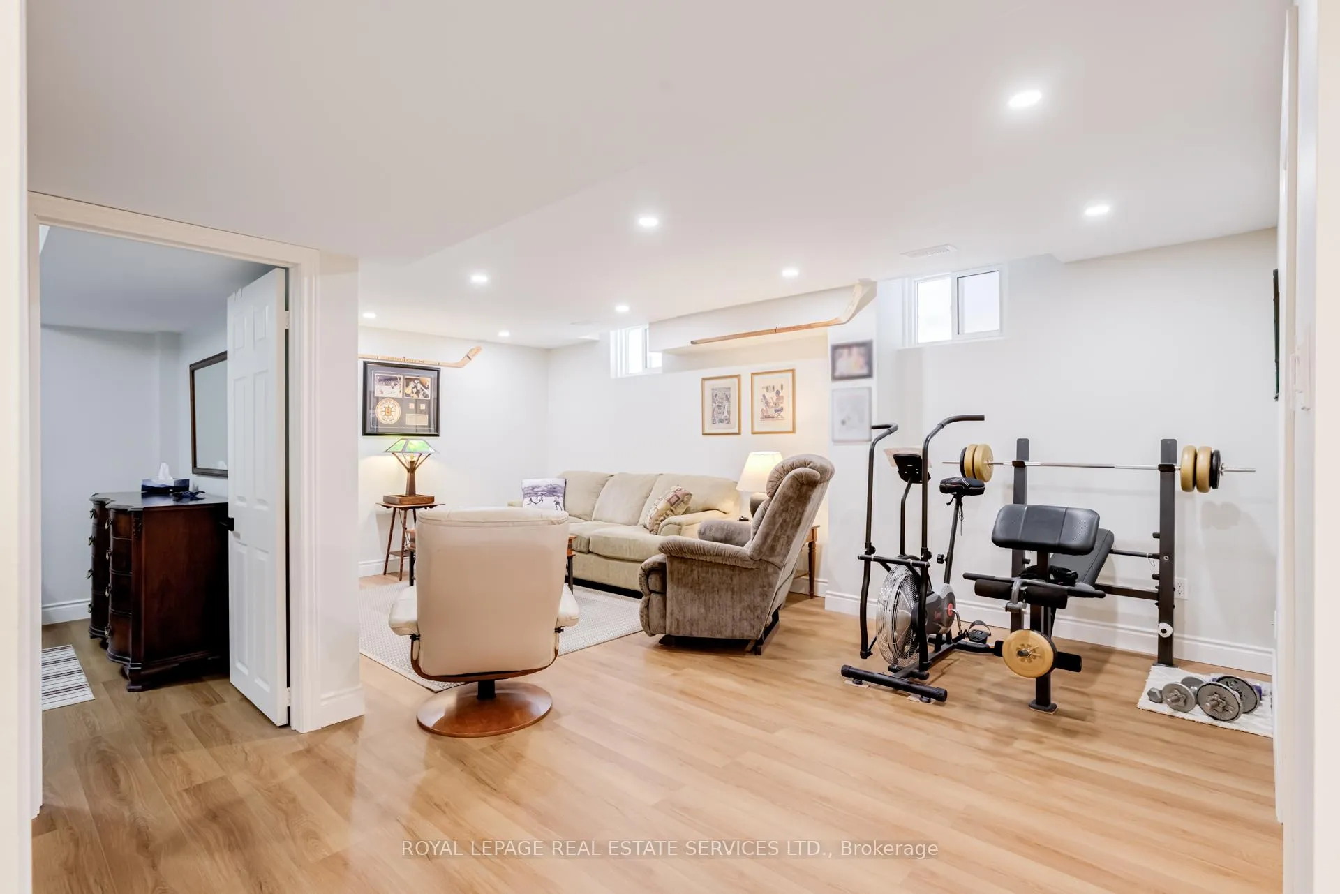 Photo 26 of 92 Gray Avenue, New Tecumseth, Alliston — HOMEH
