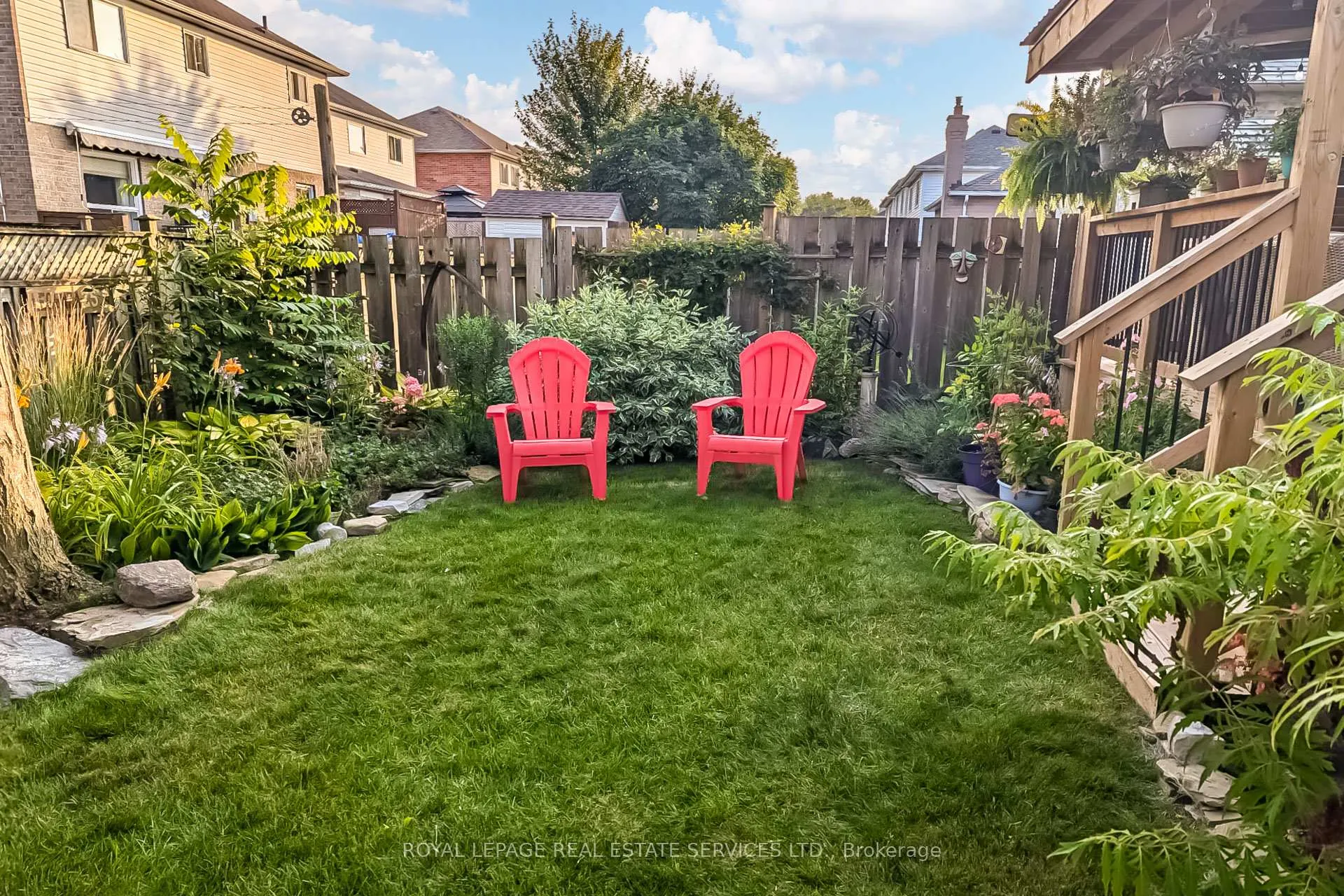 Photo 40 of 92 Gray Avenue, New Tecumseth, Alliston — HOMEH