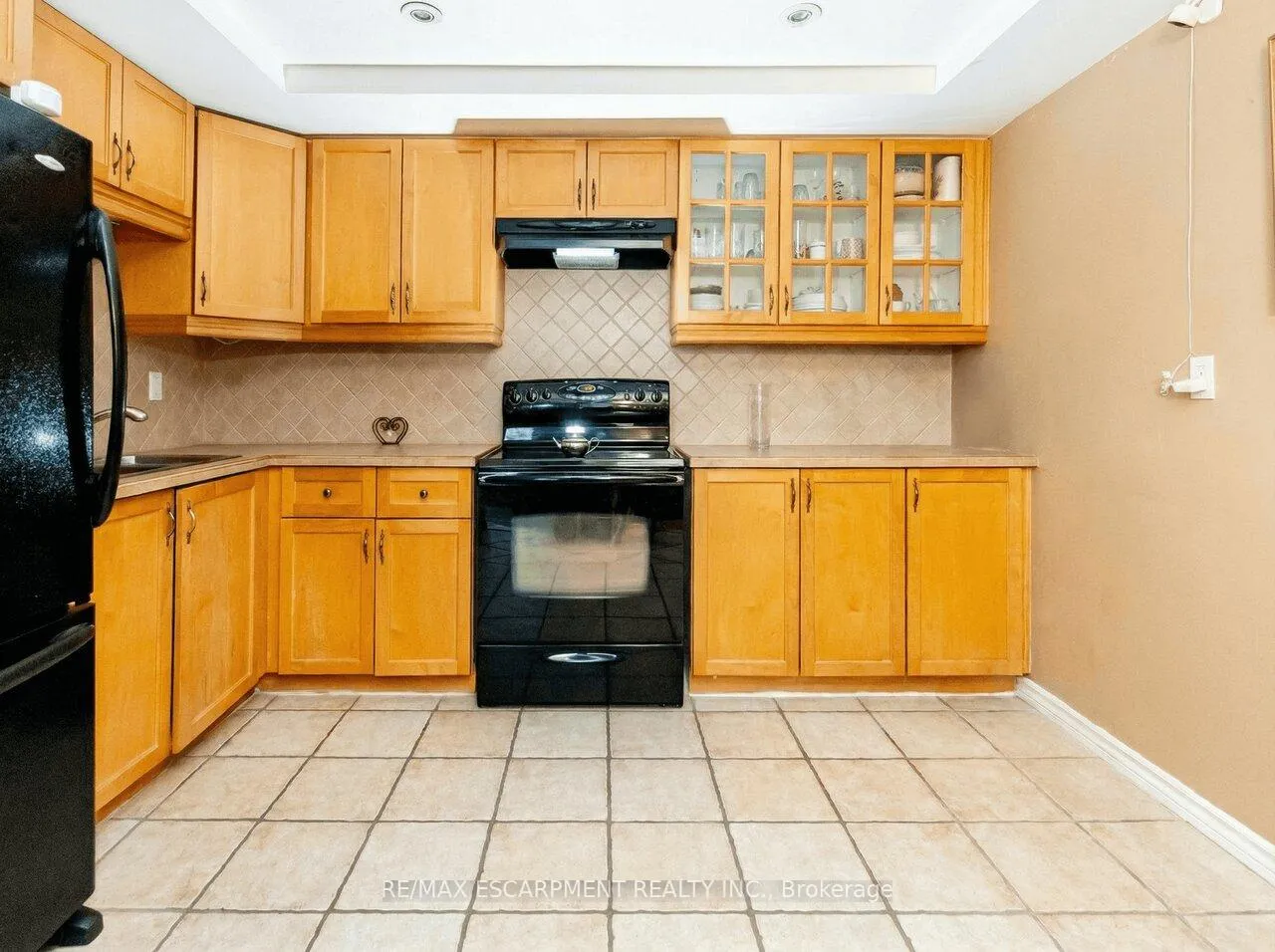 Photo 11 of Unit 808, 8 Woodman Drive S, Hamilton, Corman — HOMEH