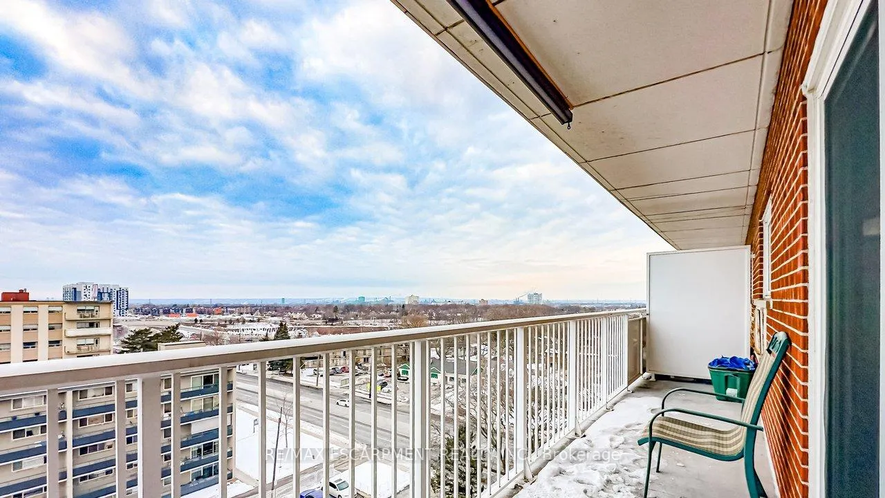 Photo 16 of Unit 808, 8 Woodman Drive S, Hamilton, Corman — HOMEH