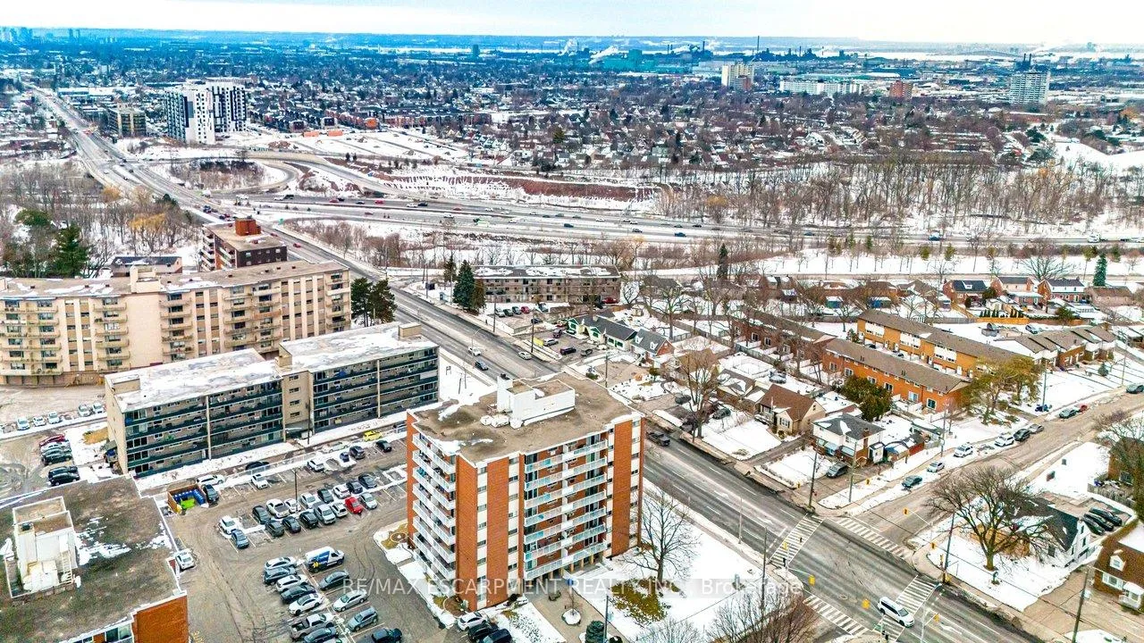 Photo 17 of Unit 808, 8 Woodman Drive S, Hamilton, Corman — HOMEH
