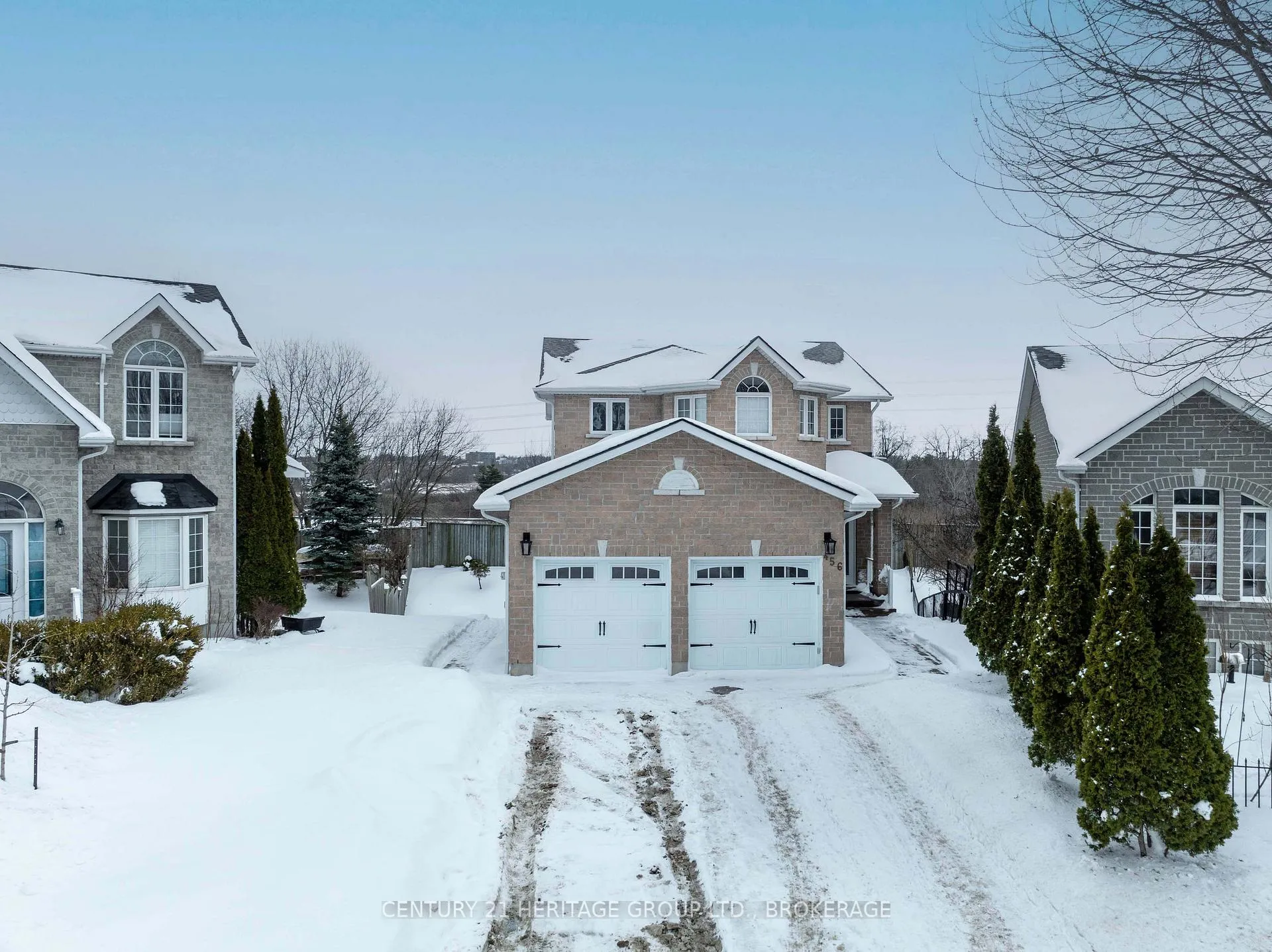 Photo 1 of 456 Weston Crescent, Kingston, East Gardiners Rd — HOMEH
