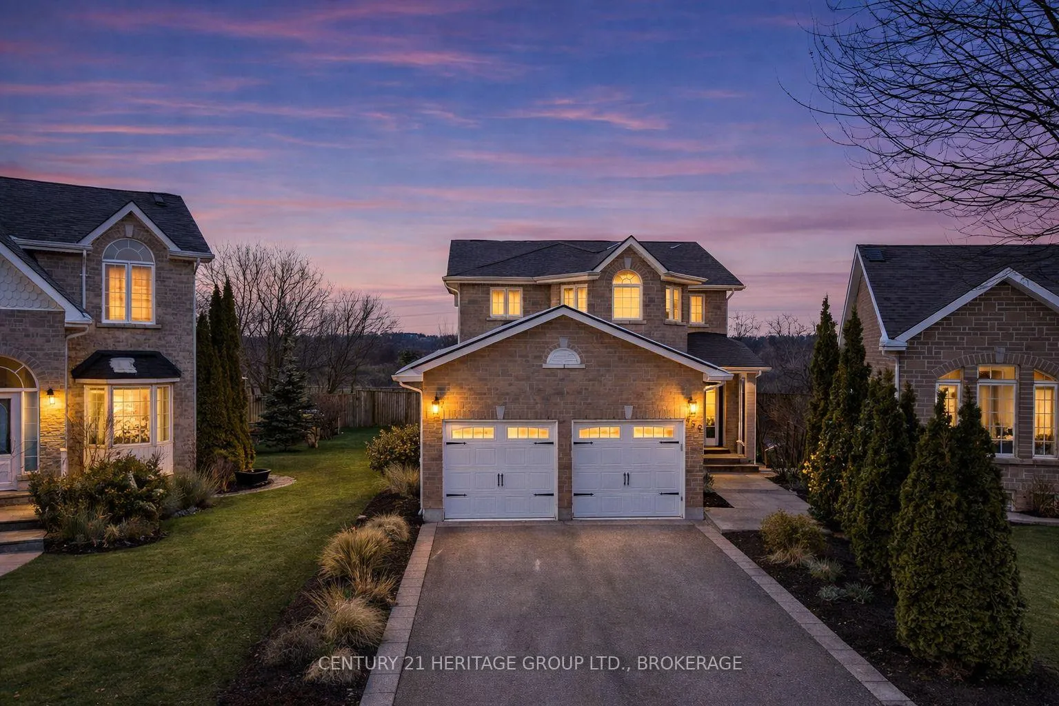 Photo 3 of 456 Weston Crescent, Kingston, East Gardiners Rd — HOMEH
