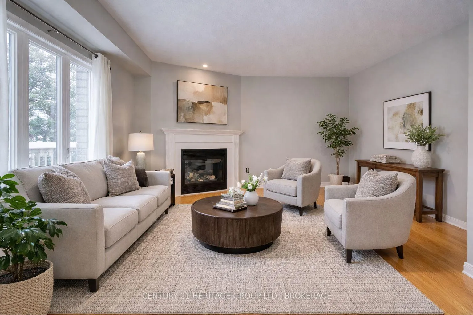 Photo 8 of 456 Weston Crescent, Kingston, East Gardiners Rd — HOMEH