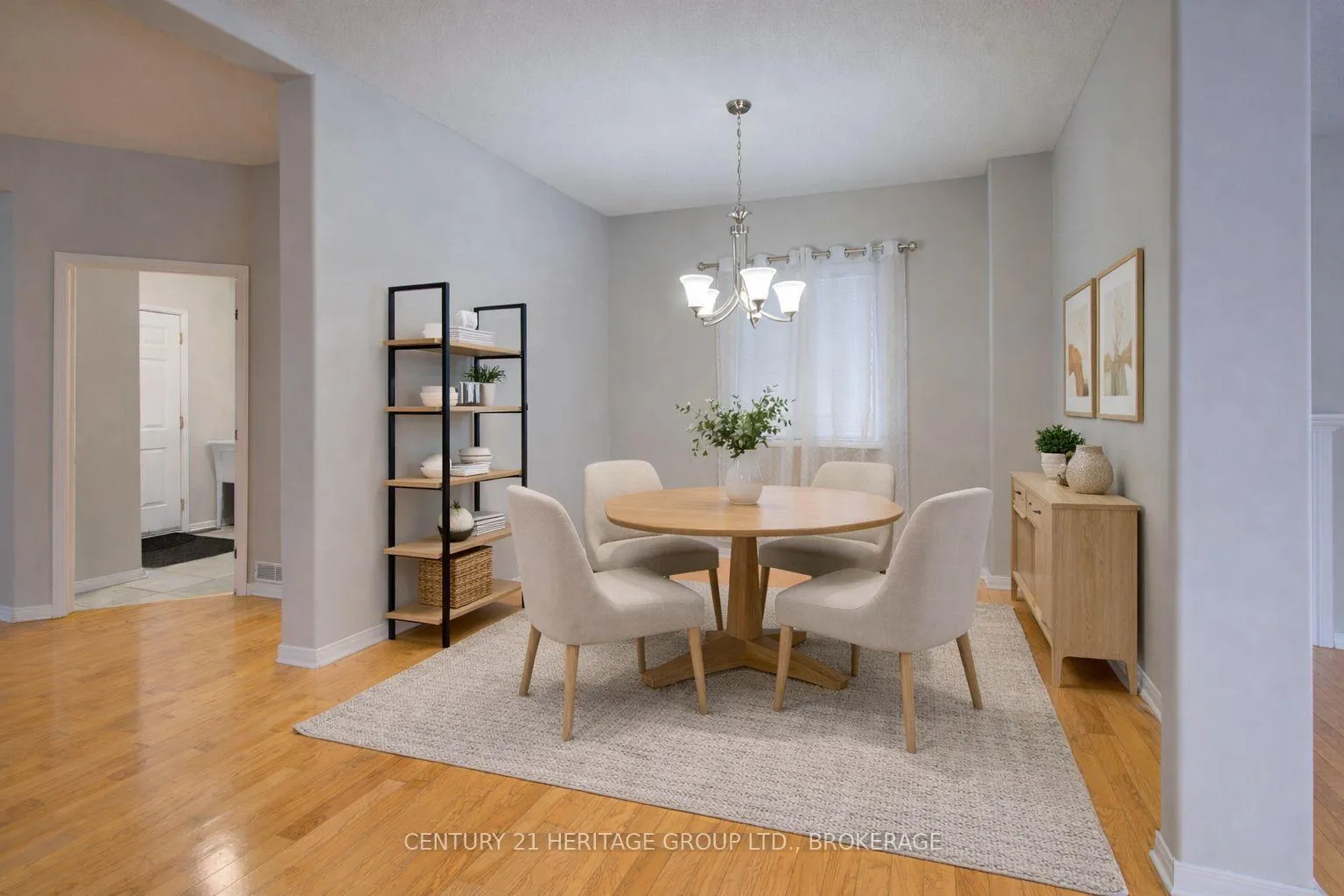 Photo 10 of 456 Weston Crescent, Kingston, East Gardiners Rd — HOMEH
