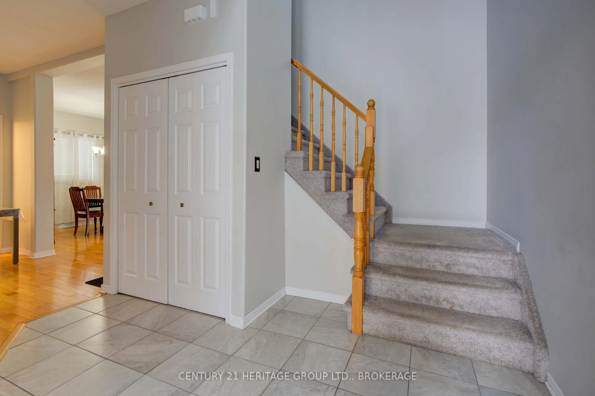 Photo 43 of 456 Weston Crescent, Kingston, East Gardiners Rd — HOMEH