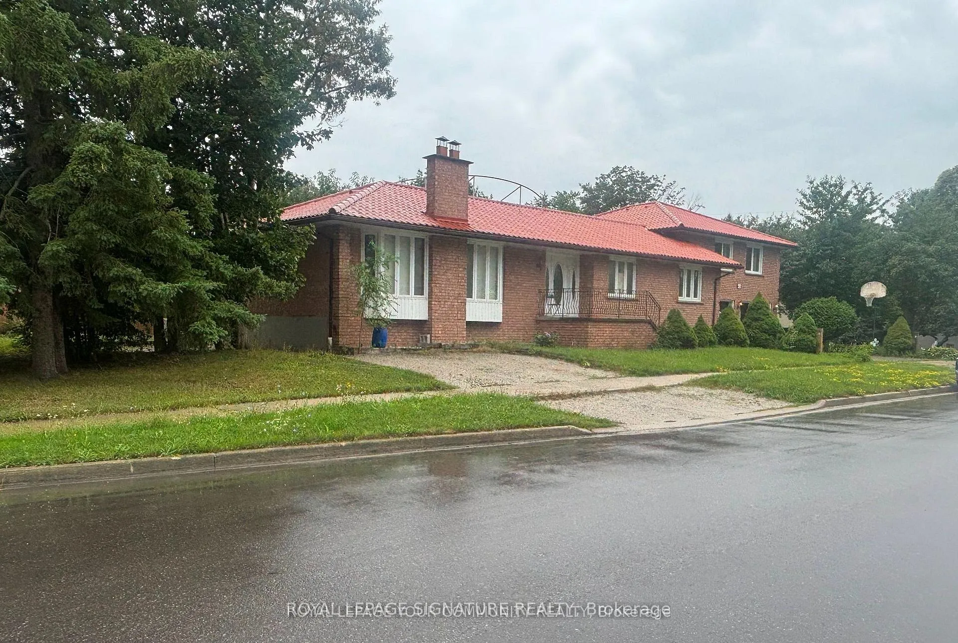 Photo 1 of Unit Bsmt, 45 Netherford Road, Vaughan, Maple — HOMEH