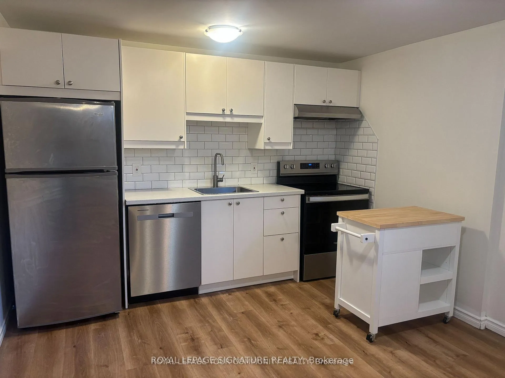 Photo 6 of Unit Bsmt, 45 Netherford Road, Vaughan, Maple — HOMEH