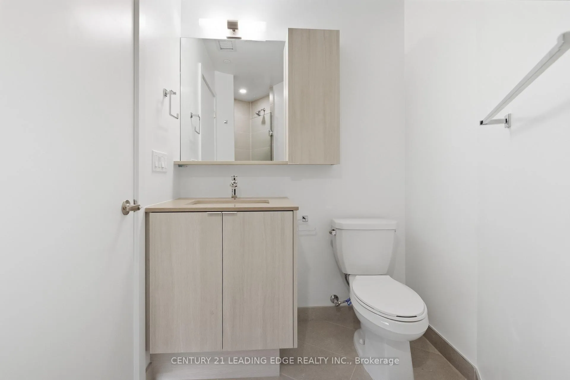 Photo 14 of Unit 910, 2088 James Street, Burlington, Brant — HOMEH