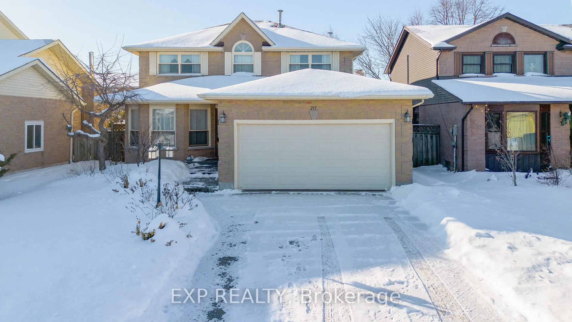 Photo 3 of 211 Rushdale Drive, Hamilton, Rushdale — HOMEH