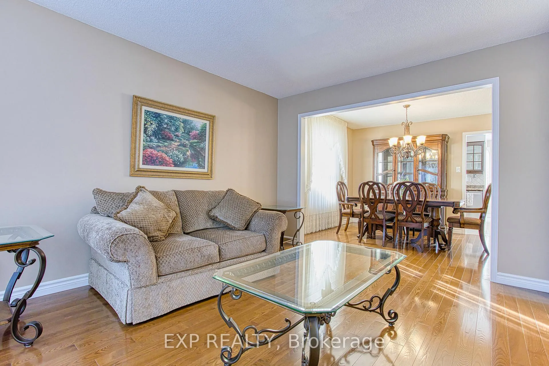 Photo 7 of 211 Rushdale Drive, Hamilton, Rushdale — HOMEH