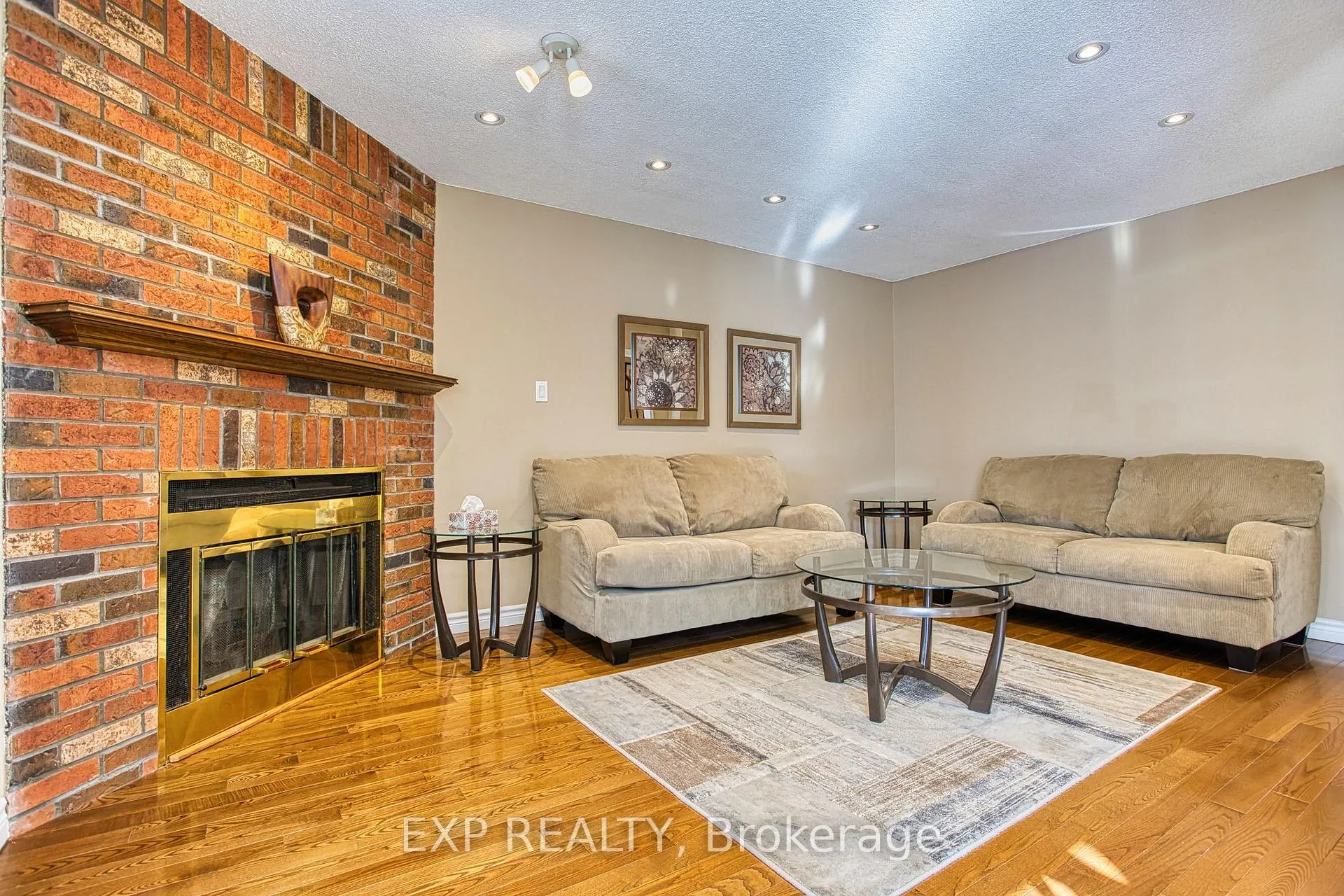 Photo 15 of 211 Rushdale Drive, Hamilton, Rushdale — HOMEH