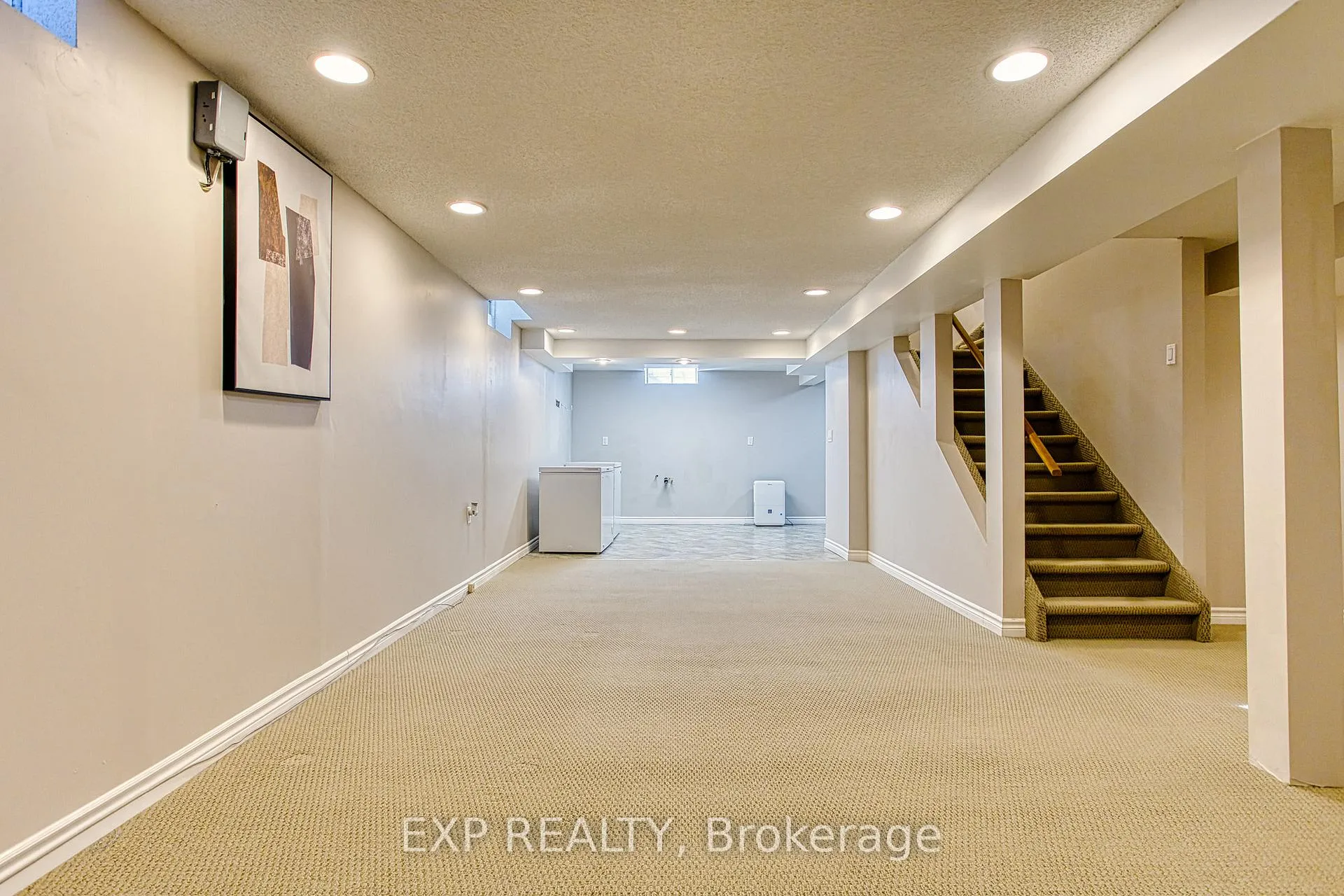 Photo 29 of 211 Rushdale Drive, Hamilton, Rushdale — HOMEH