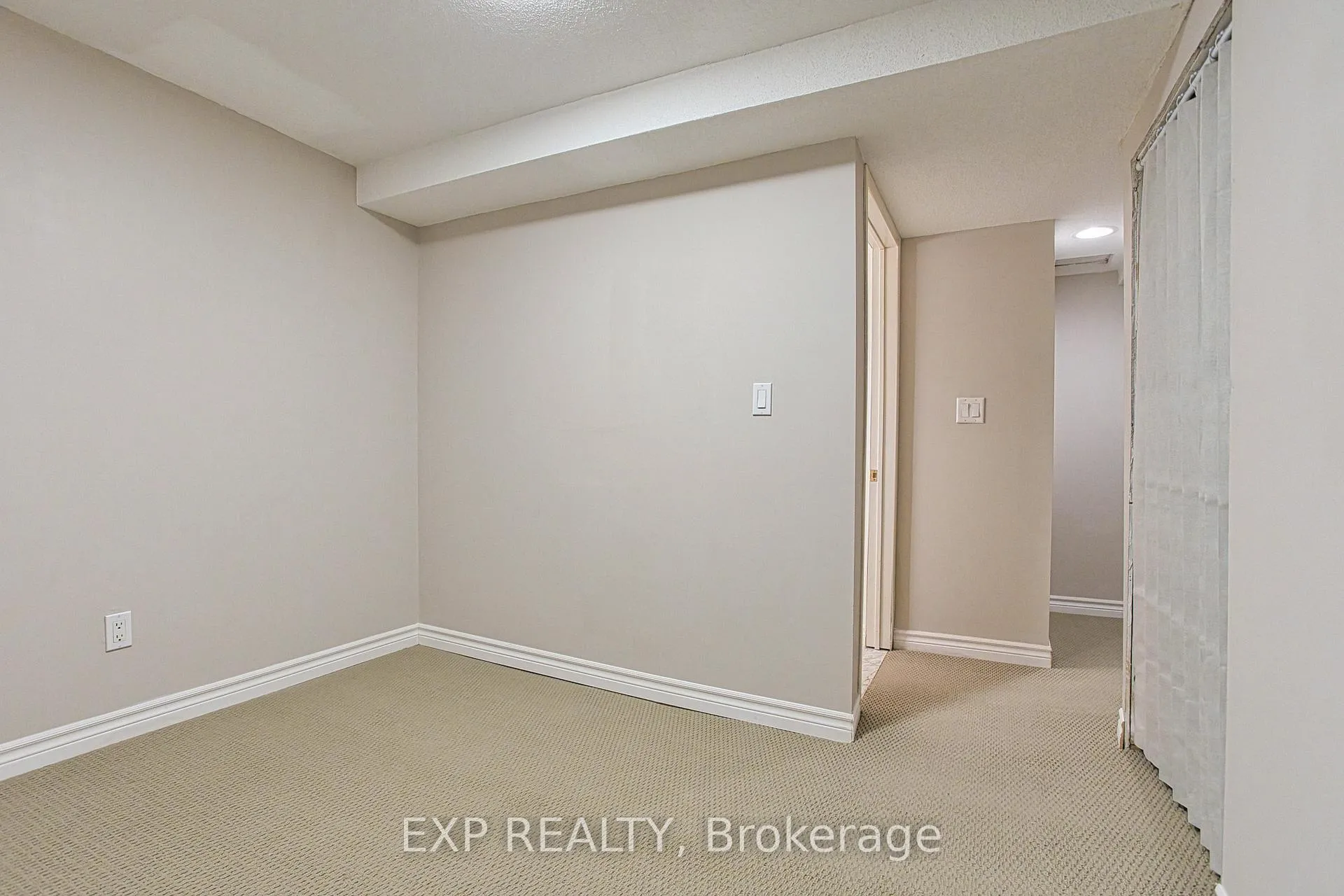 Photo 35 of 211 Rushdale Drive, Hamilton, Rushdale — HOMEH