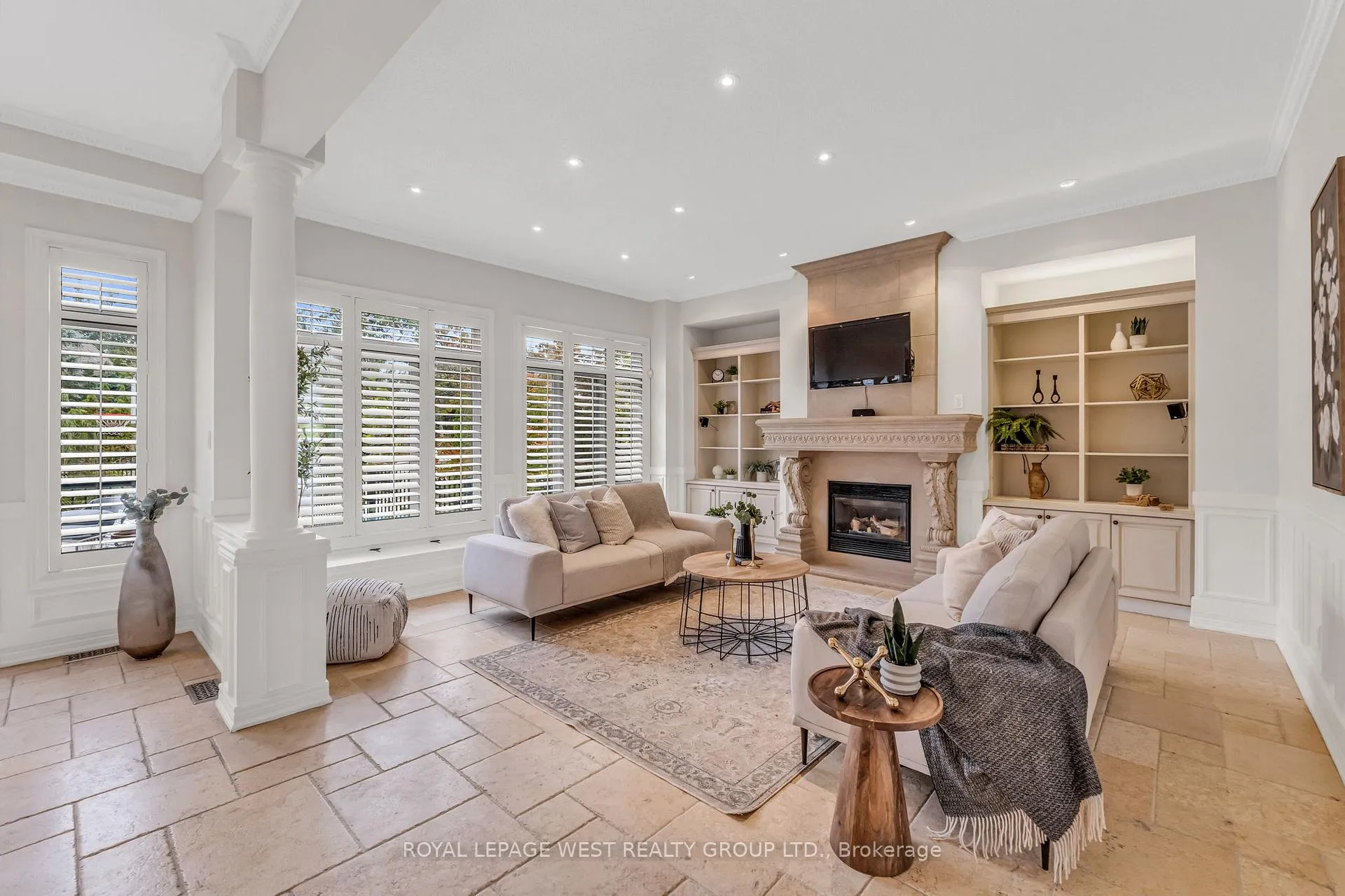 Photo 7 of 35 Playfair Court, Hamilton, Ancaster — HOMEH