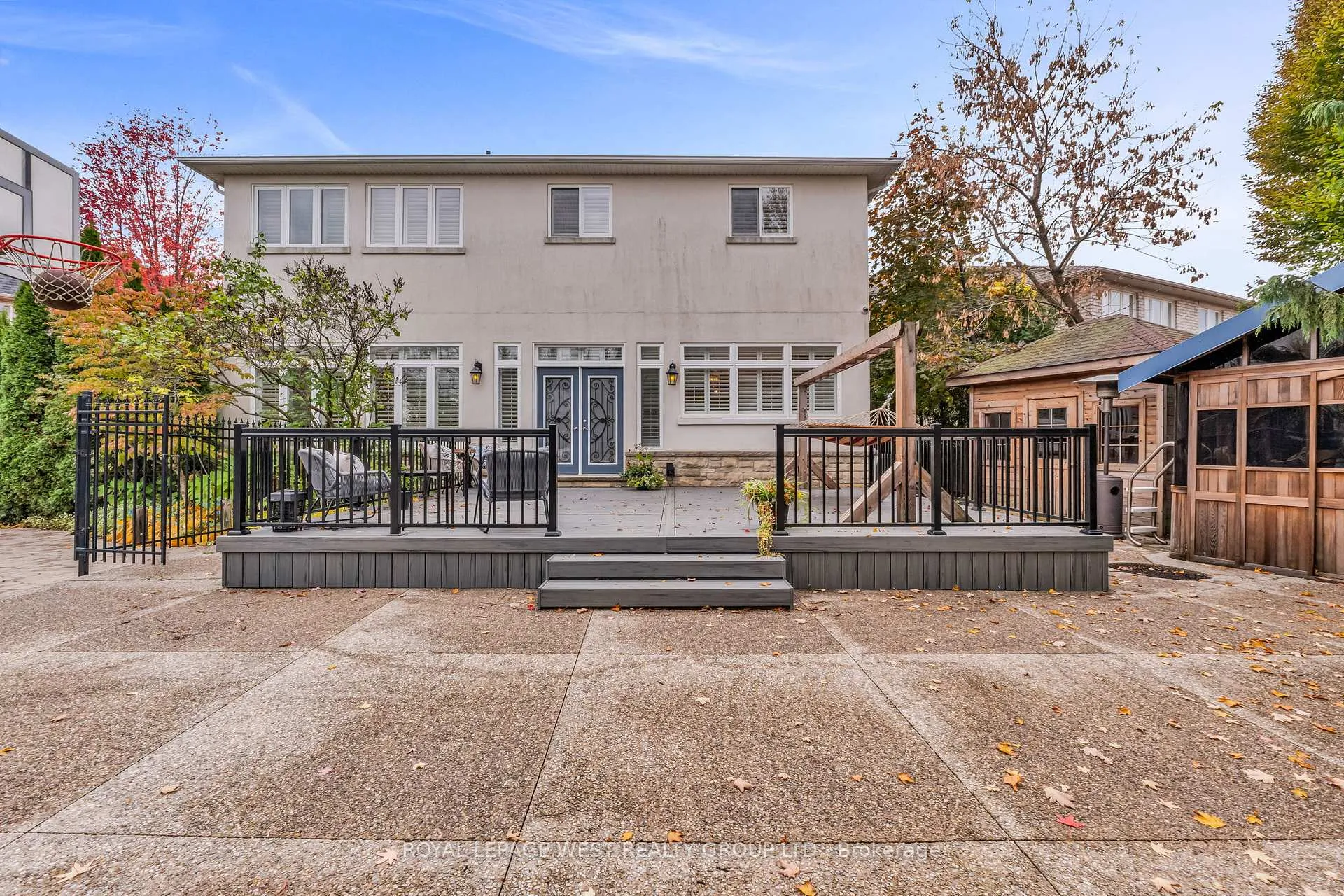 Photo 36 of 35 Playfair Court, Hamilton, Ancaster — HOMEH