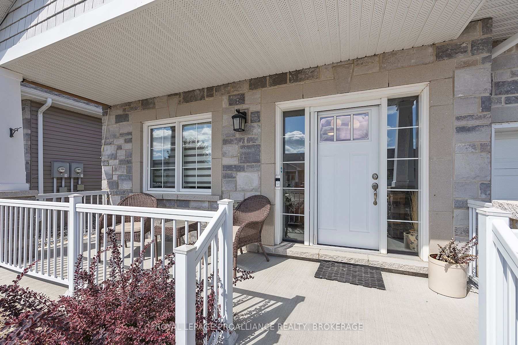 Photo 2 of 206 Sorbie Crescent, Loyalist, Amherstview — HOMEH