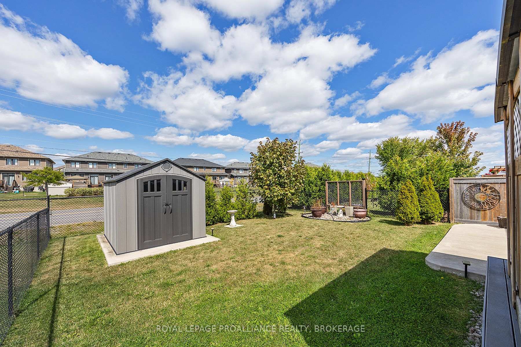 Photo 6 of 206 Sorbie Crescent, Loyalist, Amherstview — HOMEH