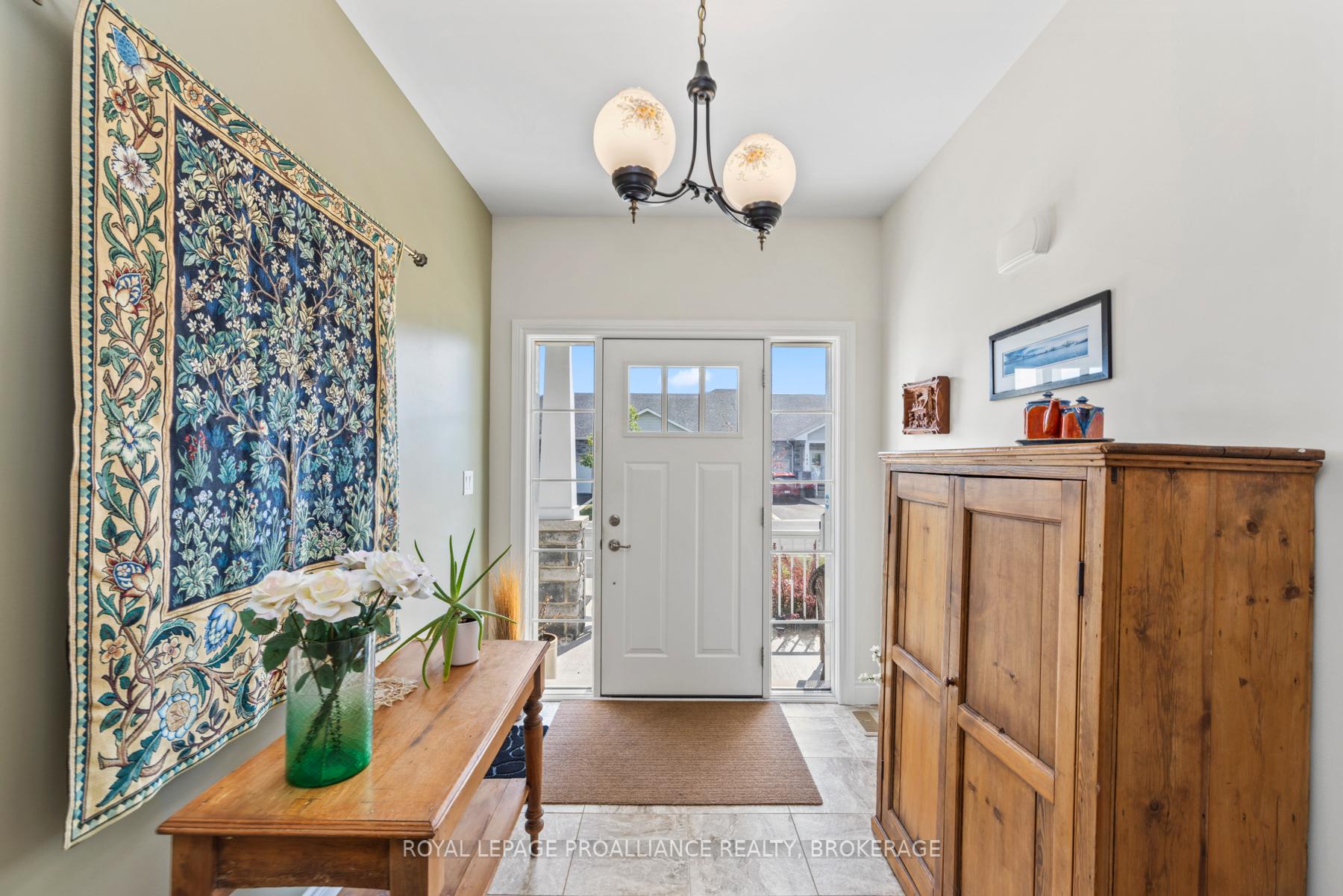 Photo 7 of 206 Sorbie Crescent, Loyalist, Amherstview — HOMEH