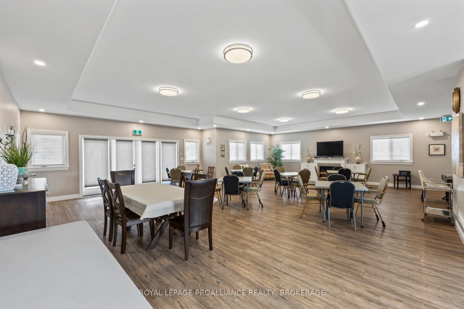 Photo 29 of 206 Sorbie Crescent, Loyalist, Amherstview — HOMEH