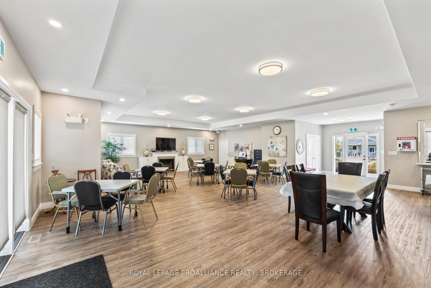 Photo 31 of 206 Sorbie Crescent, Loyalist, Amherstview — HOMEH