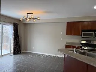 Photo 10 of 151 Harrongate Place, Whitby, Taunton North — HOMEH