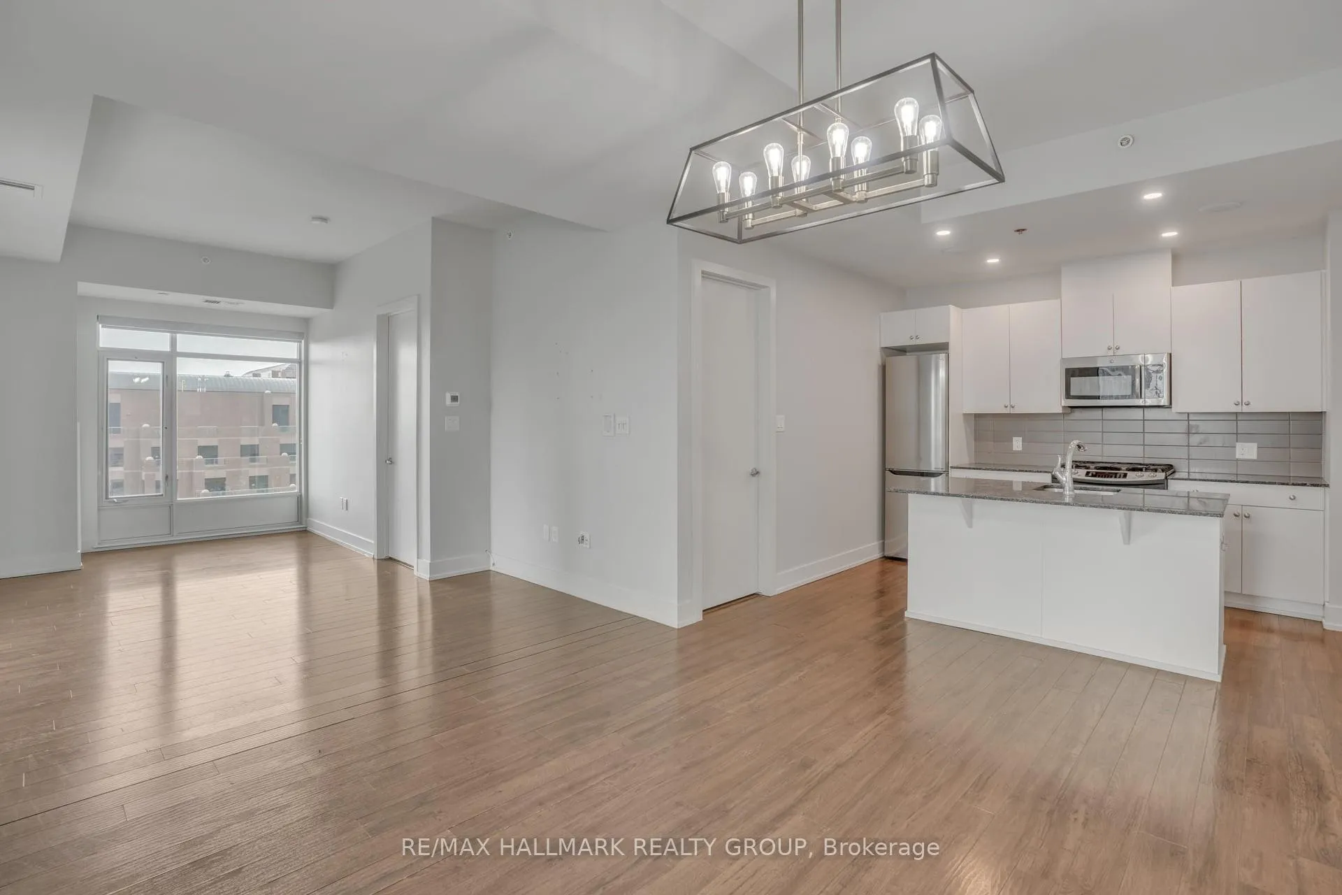 Photo 6 of Unit 1004, 100 Champagne Avenue, Ottawa, West Centre Town — HOMEH