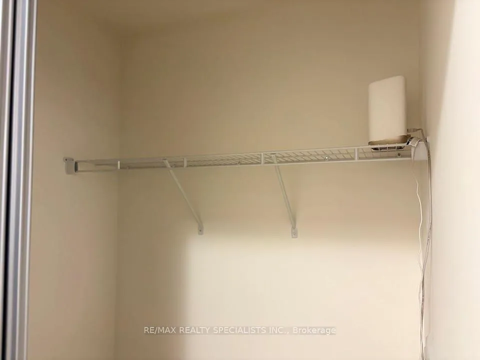 Photo 5 of Unit 730, 498 Caldari Road, Vaughan, Concord — HOMEH