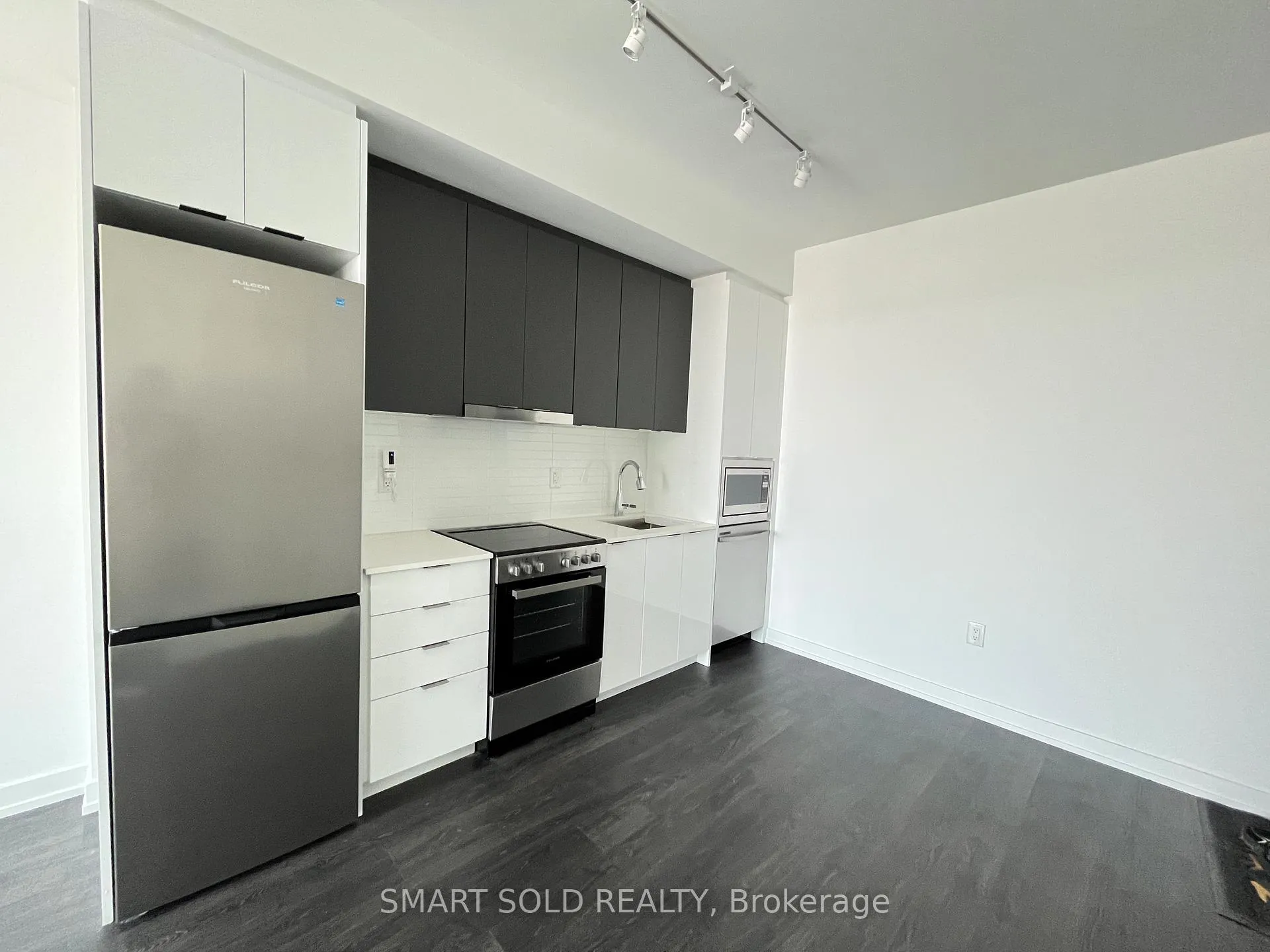 Photo 3 of Unit A531, 9763 Markham Road, Markham, Greensborough — HOMEH