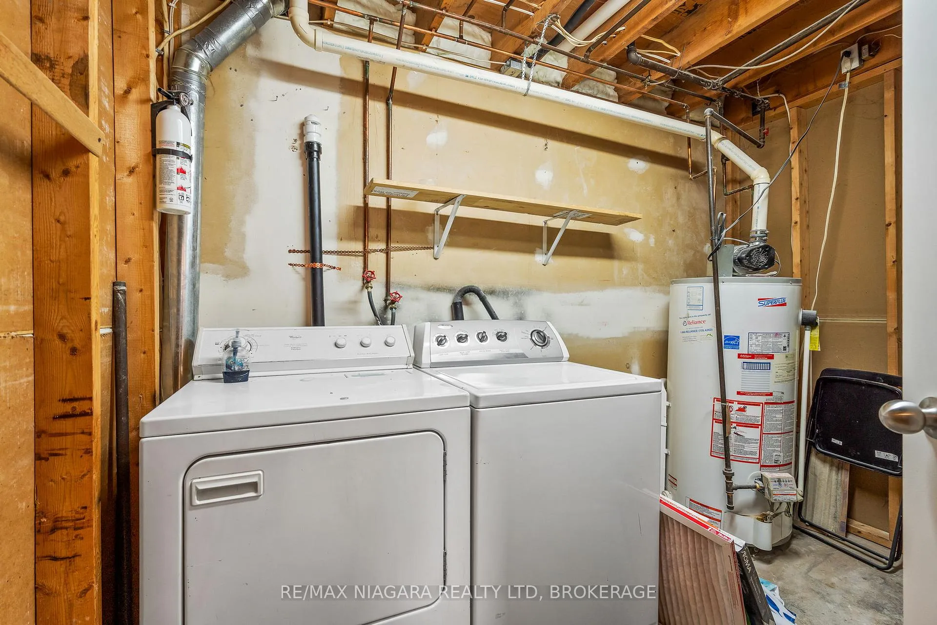 Photo 17 of 57 Lorne Street, St. Catharines, E. Chester — HOMEH