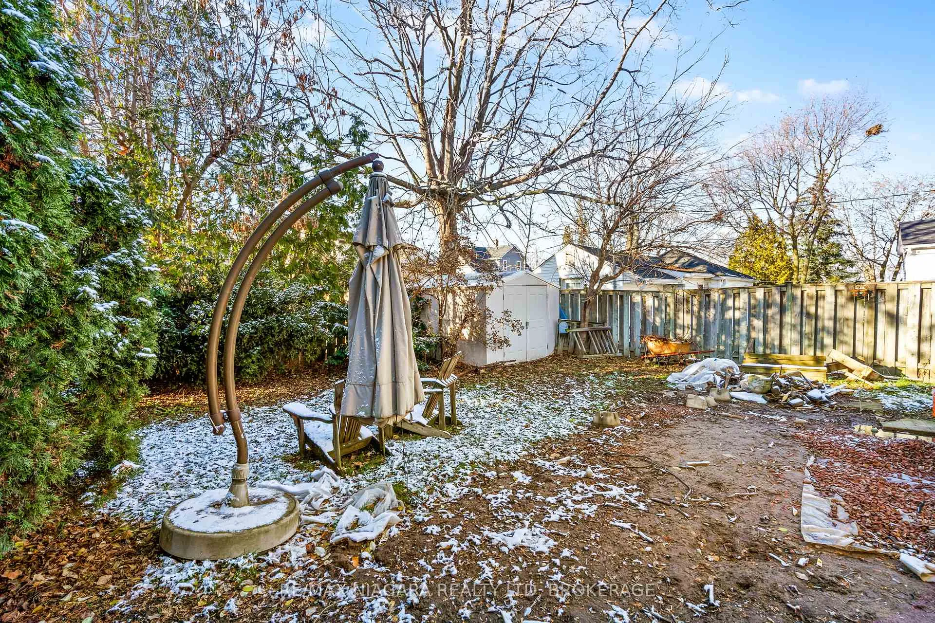 Photo 24 of 57 Lorne Street, St. Catharines, E. Chester — HOMEH