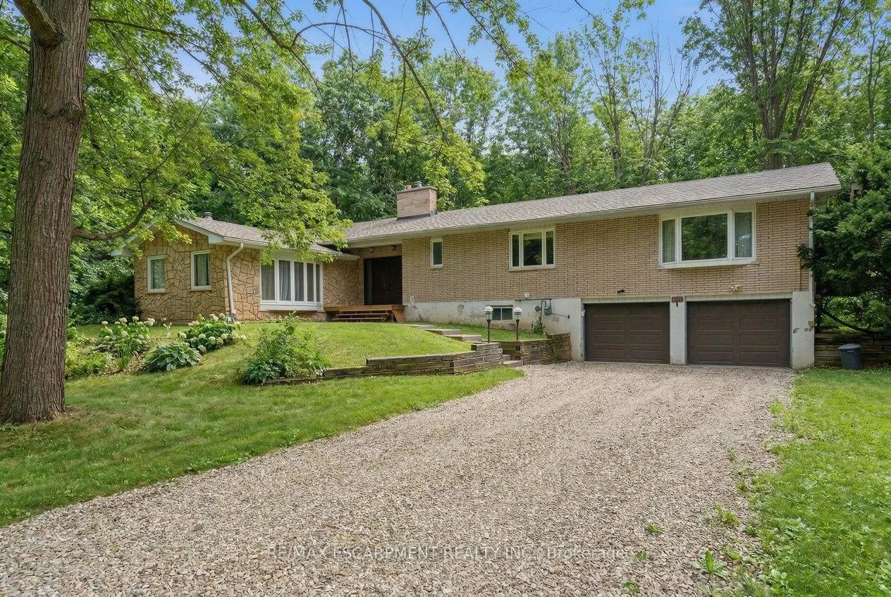 Photo 1 of 563 6th Concession Road W, Hamilton, Rural Flamborough — HOMEH