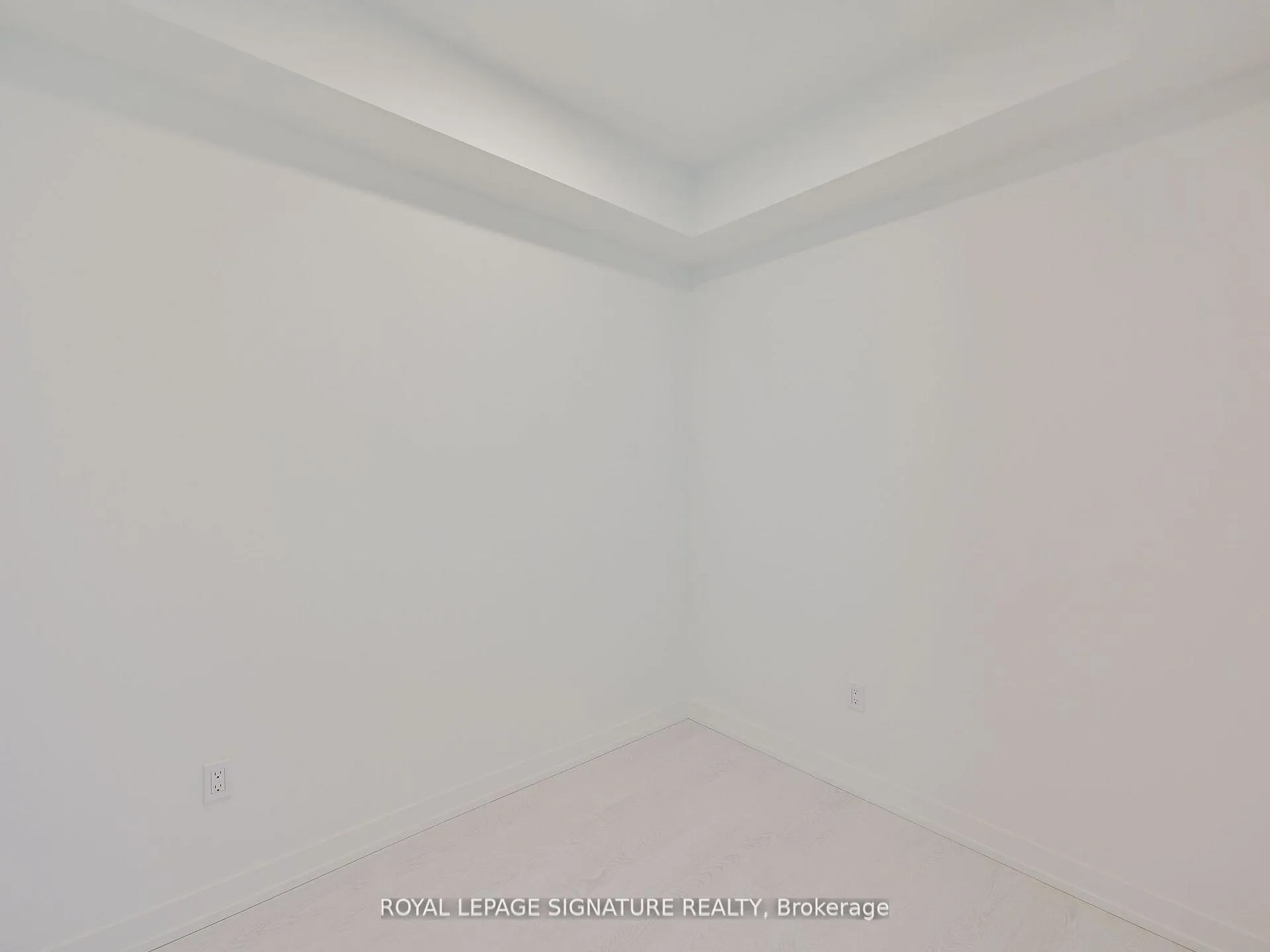 Photo 20 of Unit 405, 415 Main Street W, Hamilton, Kirkendall — HOMEH