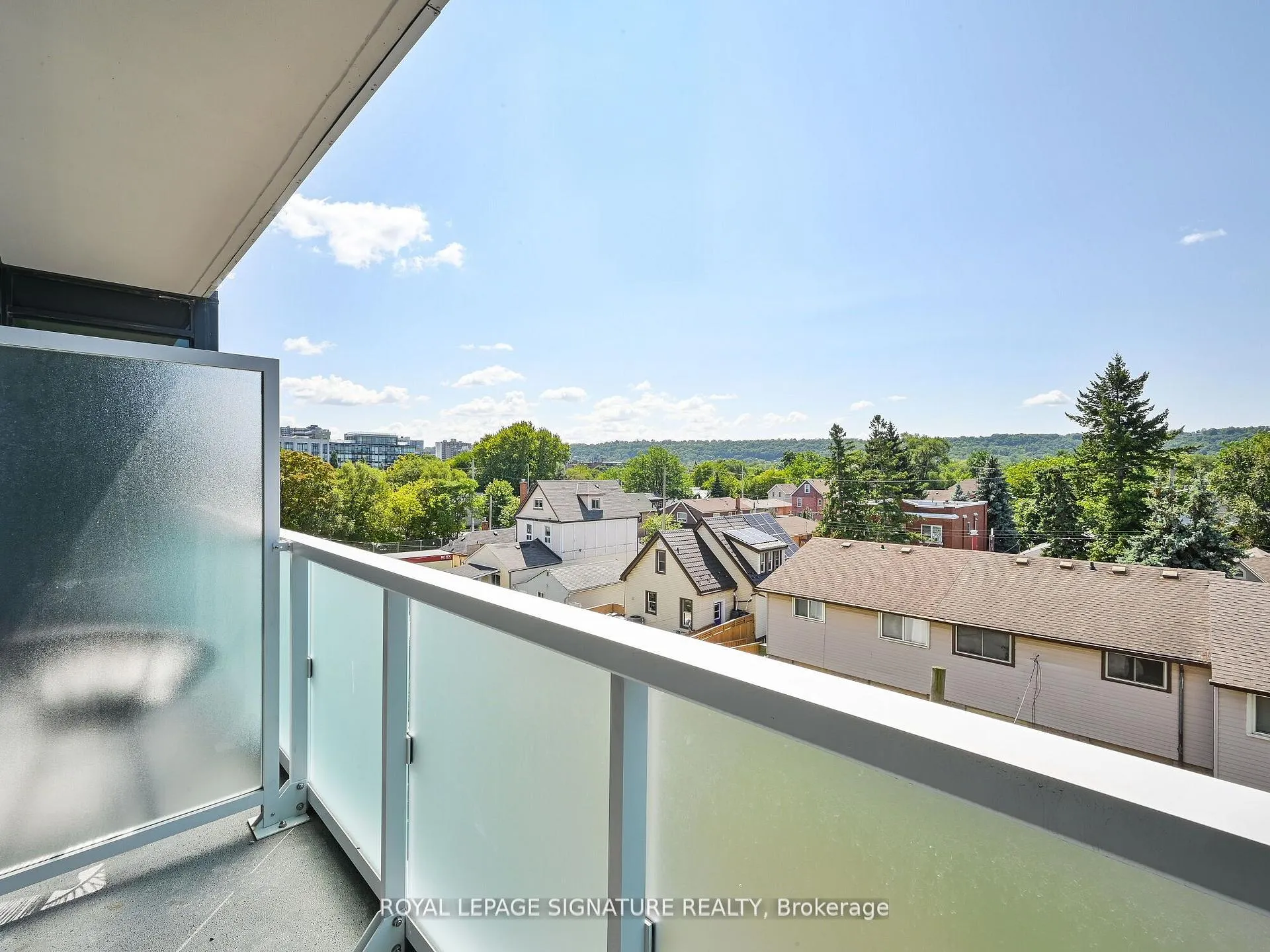 Photo 30 of Unit 405, 415 Main Street W, Hamilton, Kirkendall — HOMEH