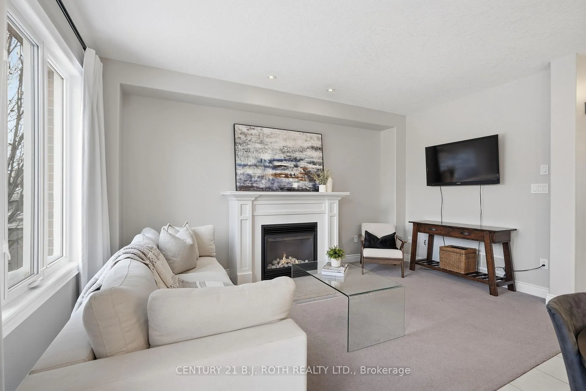 Photo 11 of 10 Auburn Court, Barrie, Ardagh — HOMEH